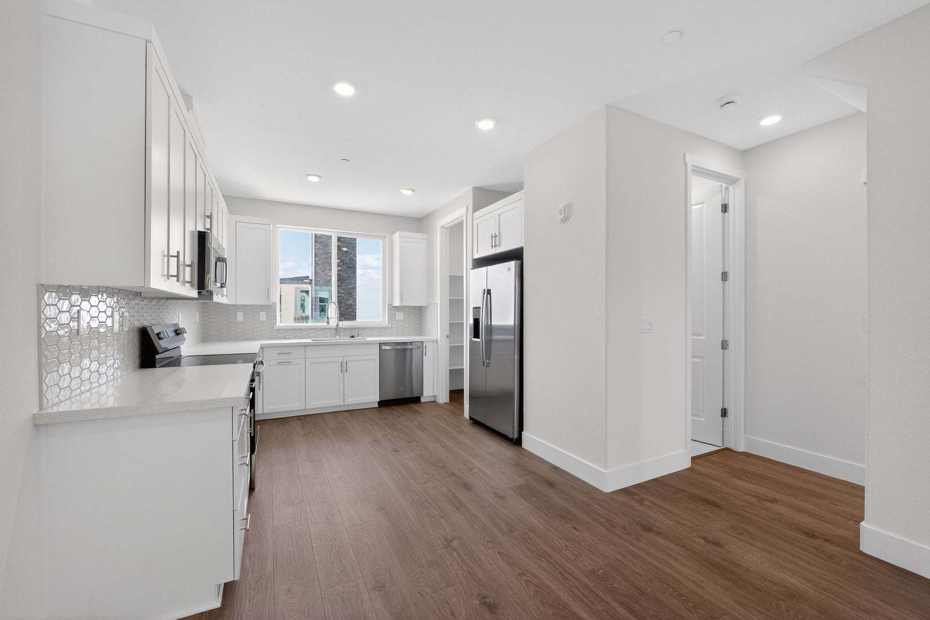 TH1 | Kitchen