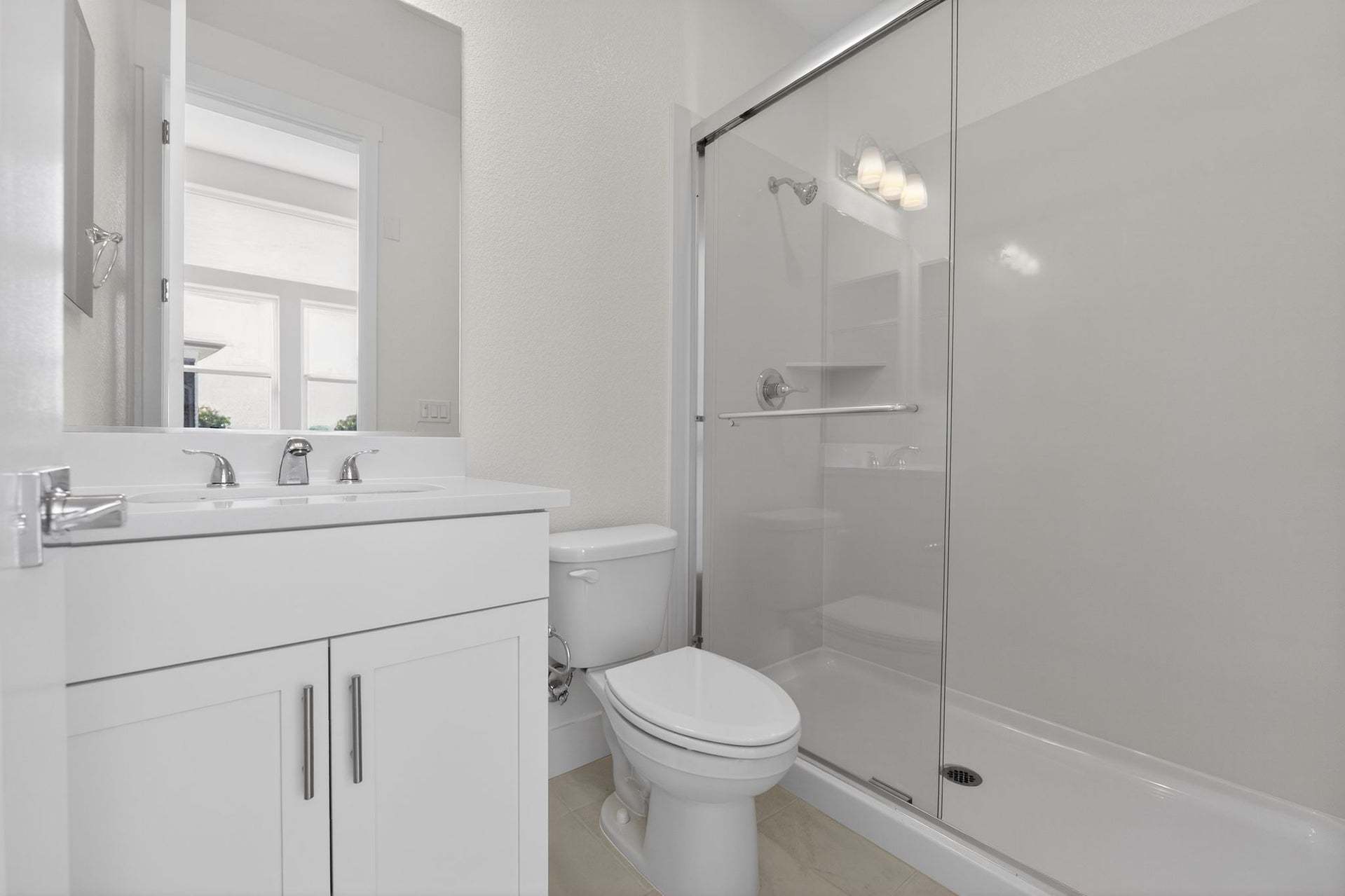 TH1 | Owner's Bath