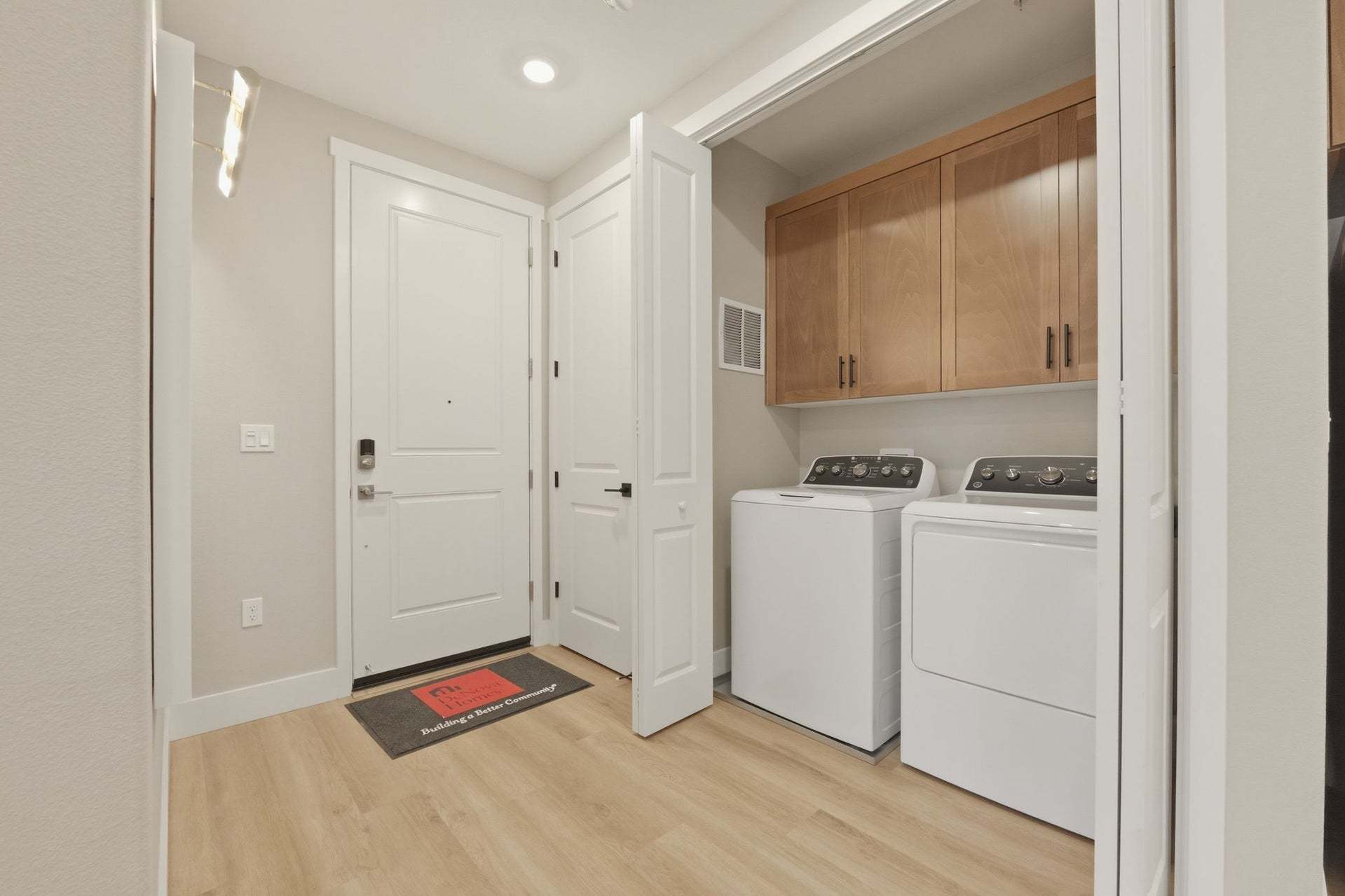 Residence 1 | Laundry