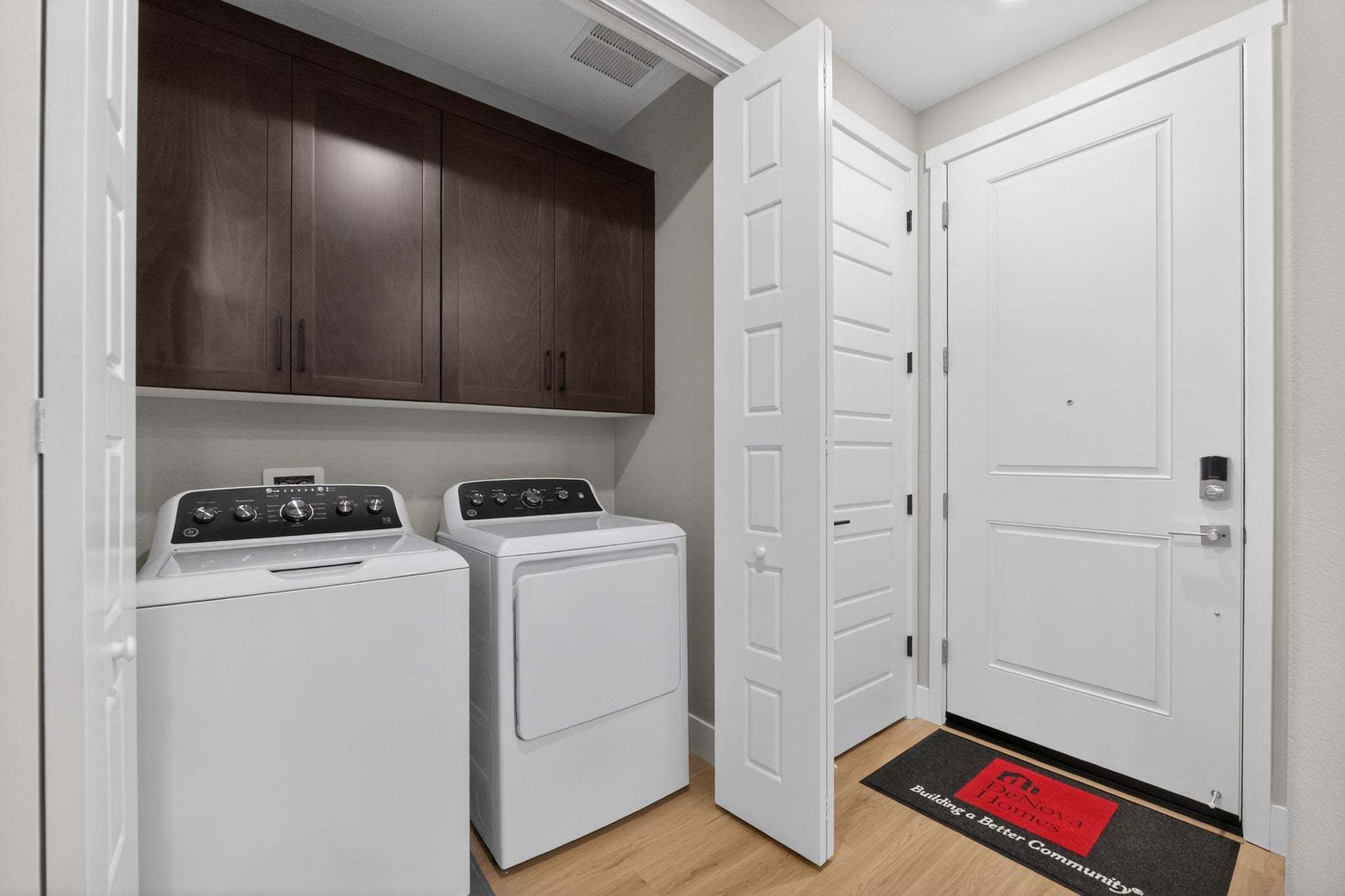 Residence 4 | Laundry