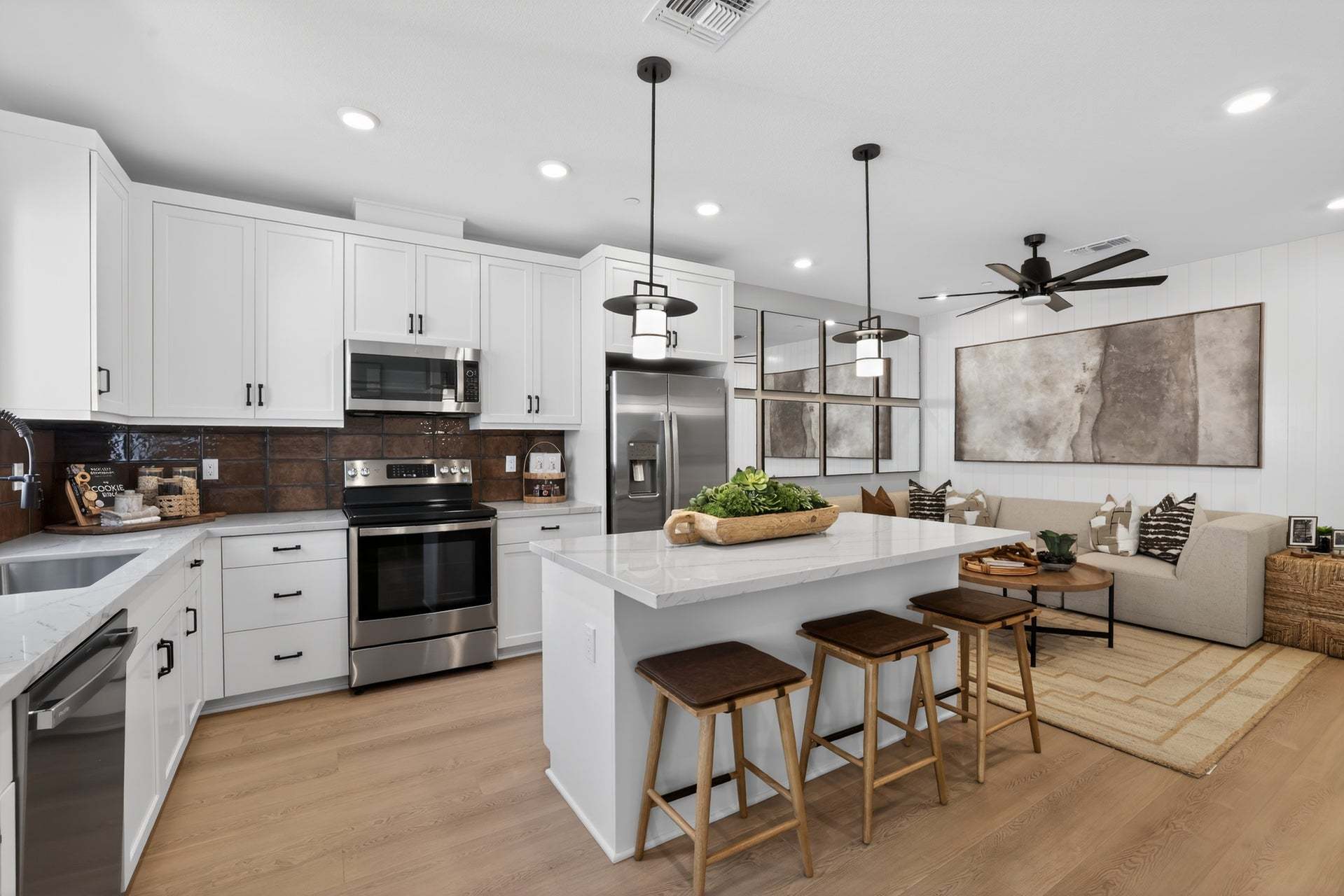 Row Townhomes Residence 5 | Kitchen