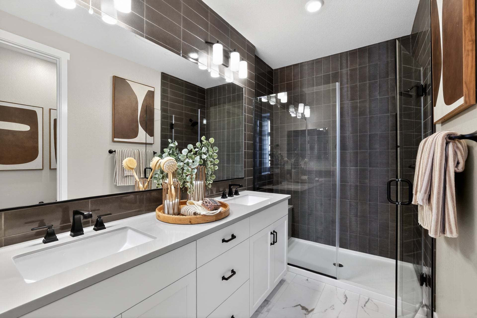 Row Townhomes Residence 5 | Owner's Bath