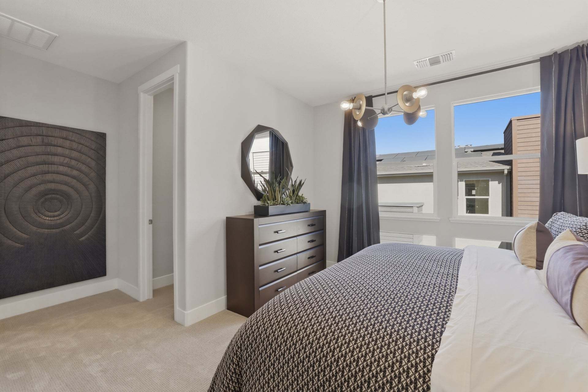 Row Tohomes Residence 4 | Owner's Suite