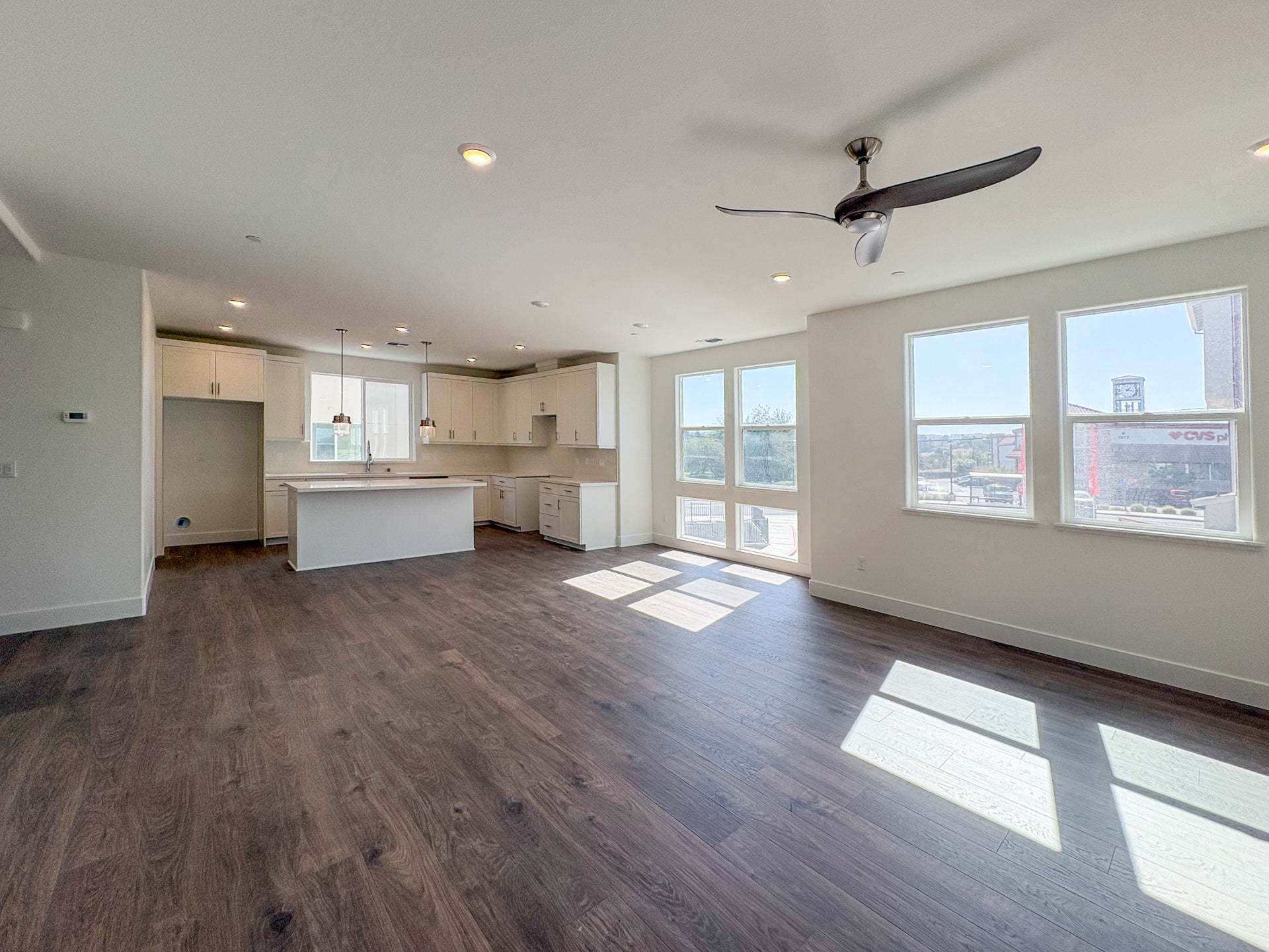 2296 Village Loop (Residence 6)