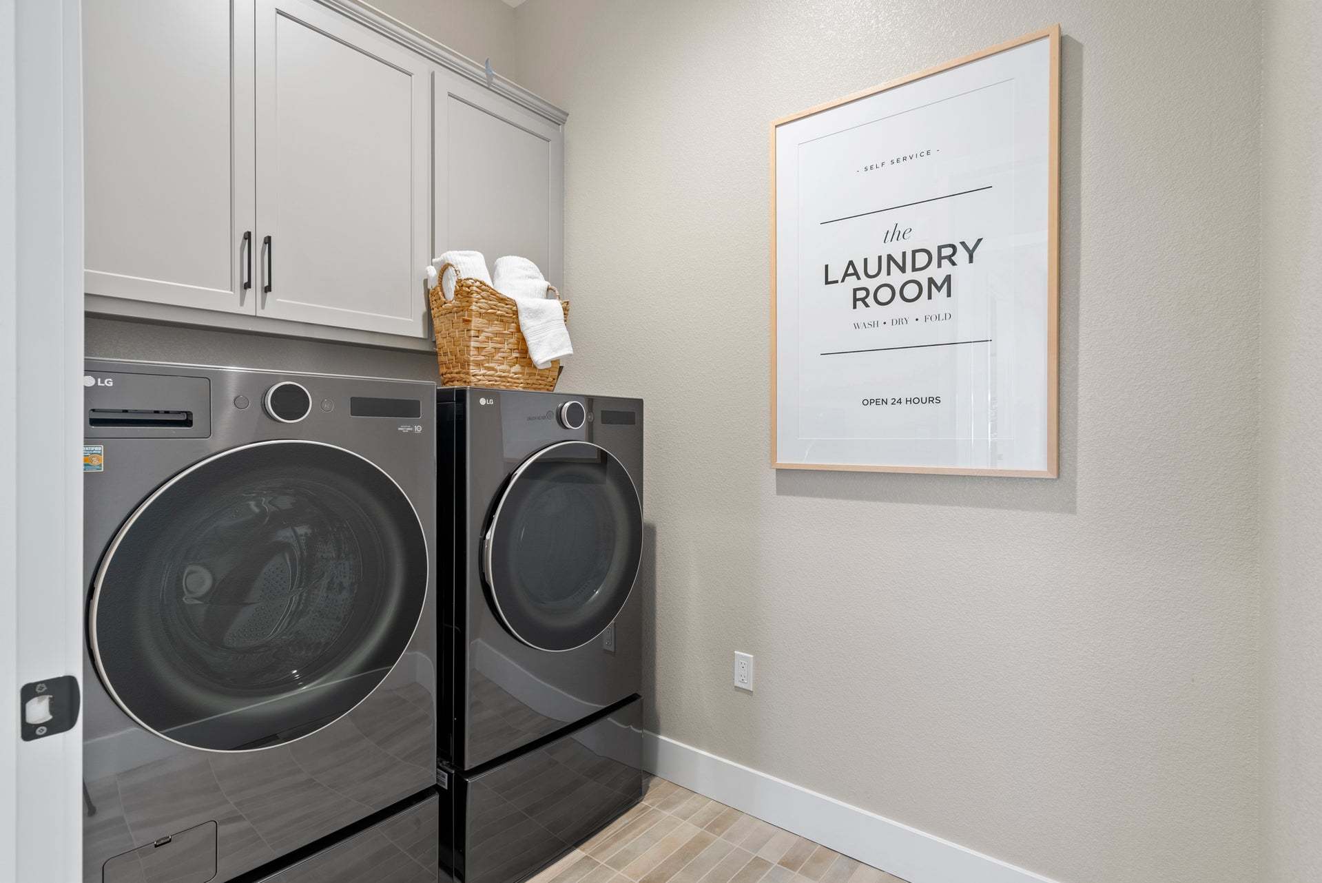 Greenway Residence 2 - Laundry