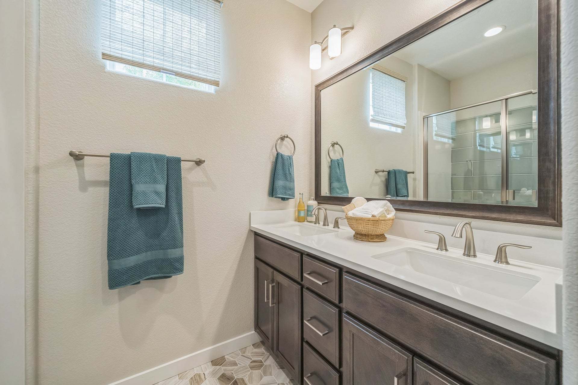 Residence 7 | Owner's Bath