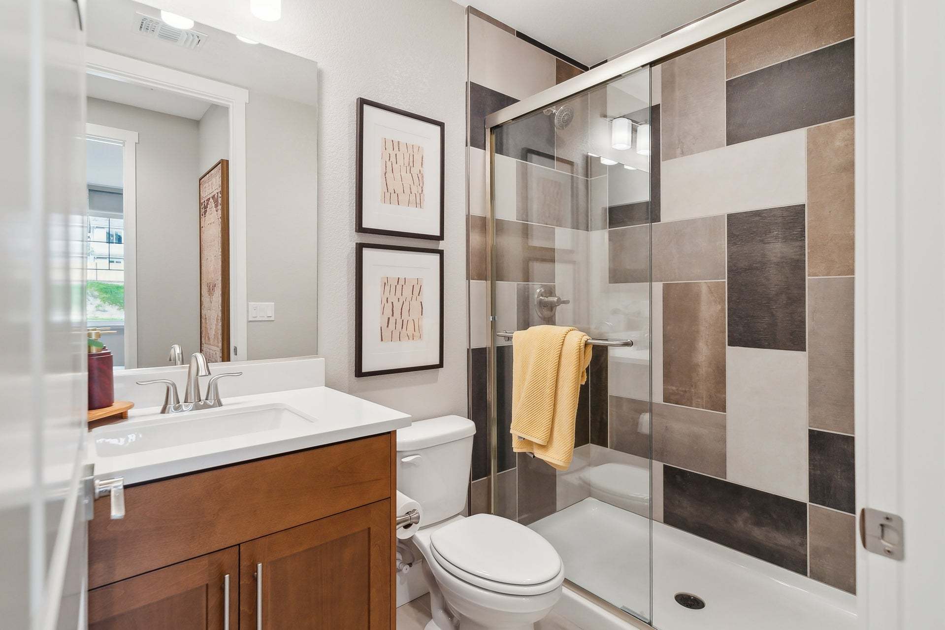 Residence 2 | Bath 3
