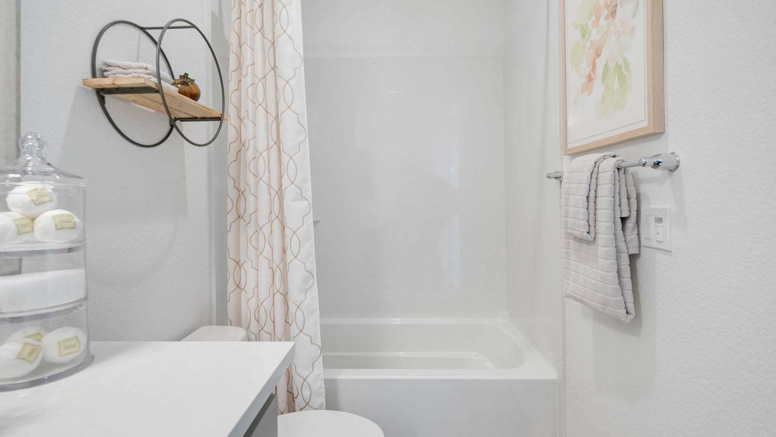 Residence 1 Model Bath 2