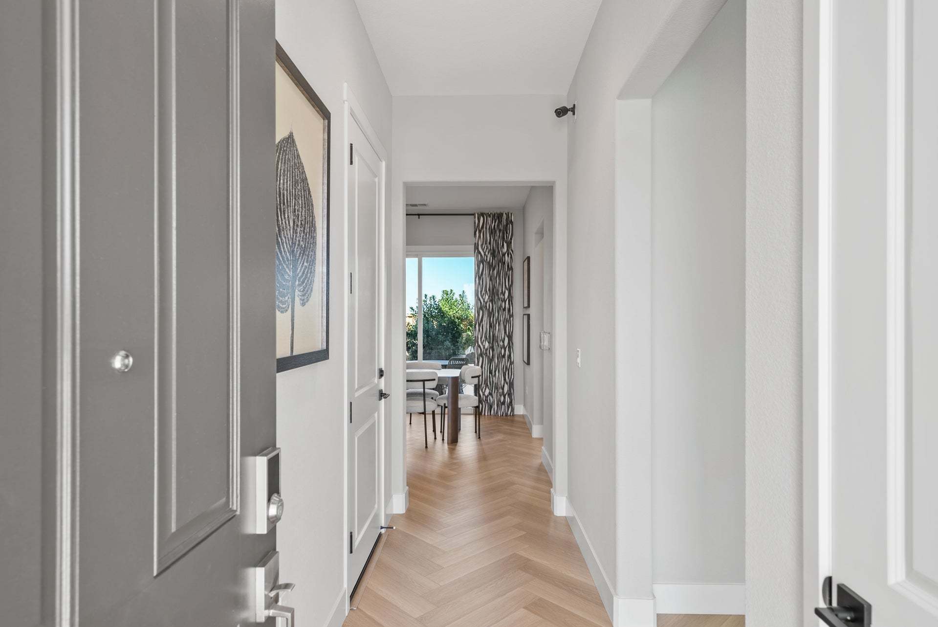 Bungalows Residence 1 - Entry