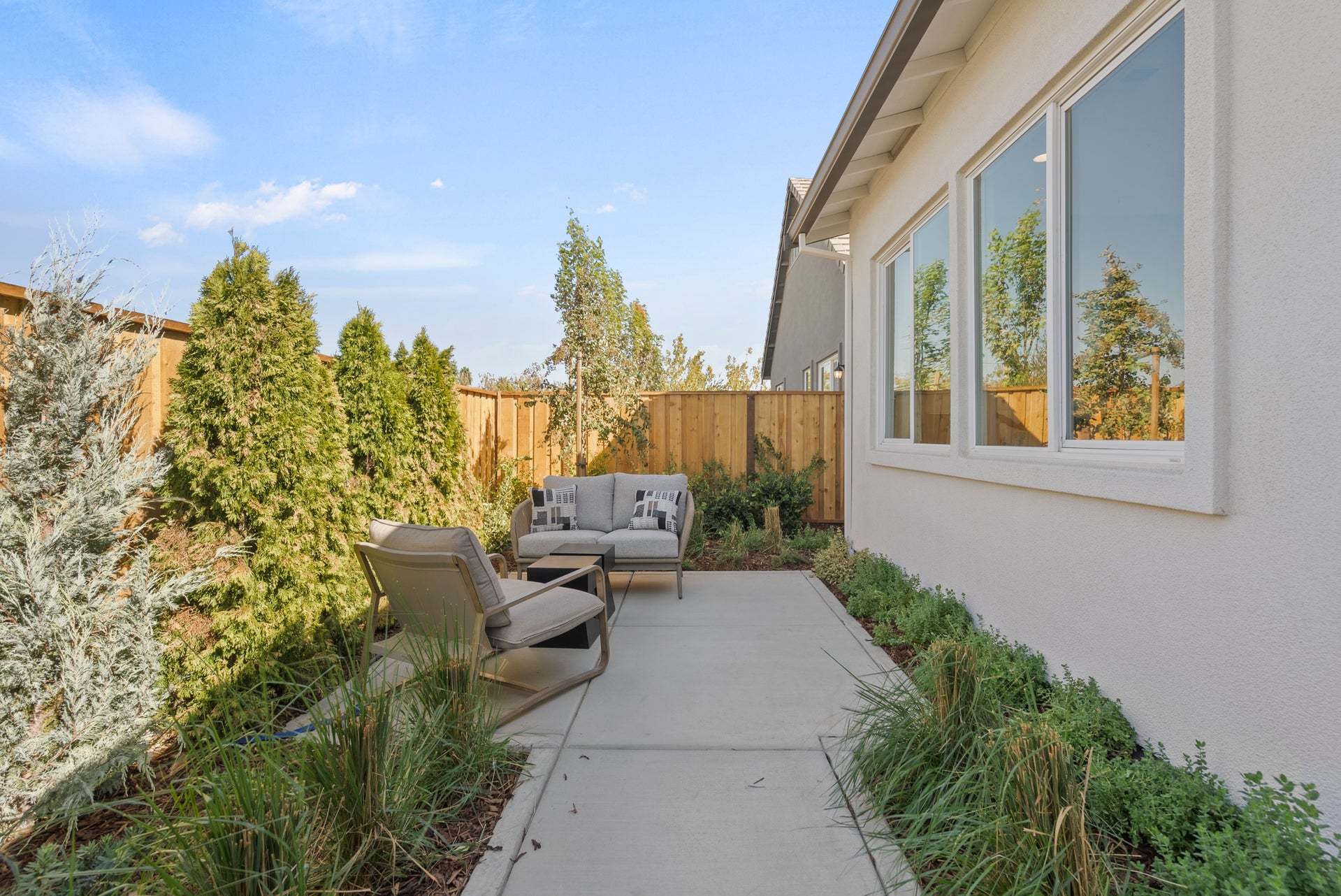 Bungalows Residence 1 - Yard