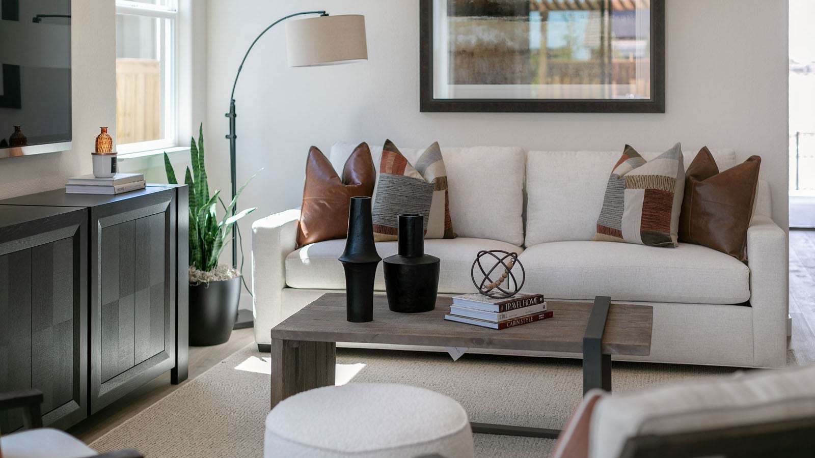 Residence 2 Model Gathering Room