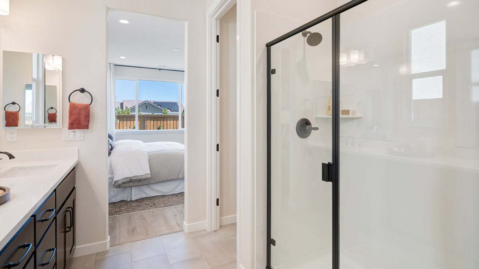Residence 2 Model Owner's Bath