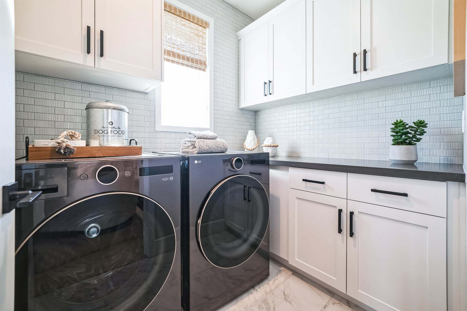 Residence 3 | Laundry