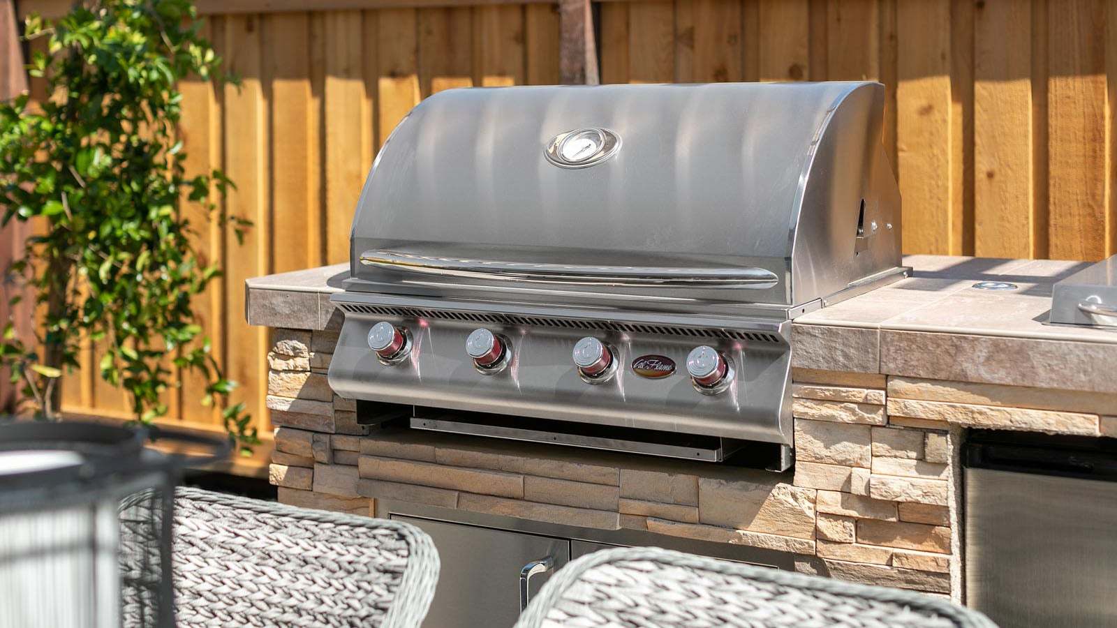 Residence 2 Model BBQ