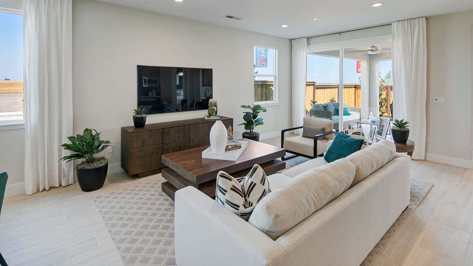 Residence 3 Model Gathering Room