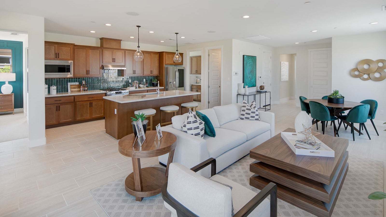 Residence 3 Model Gathering Room