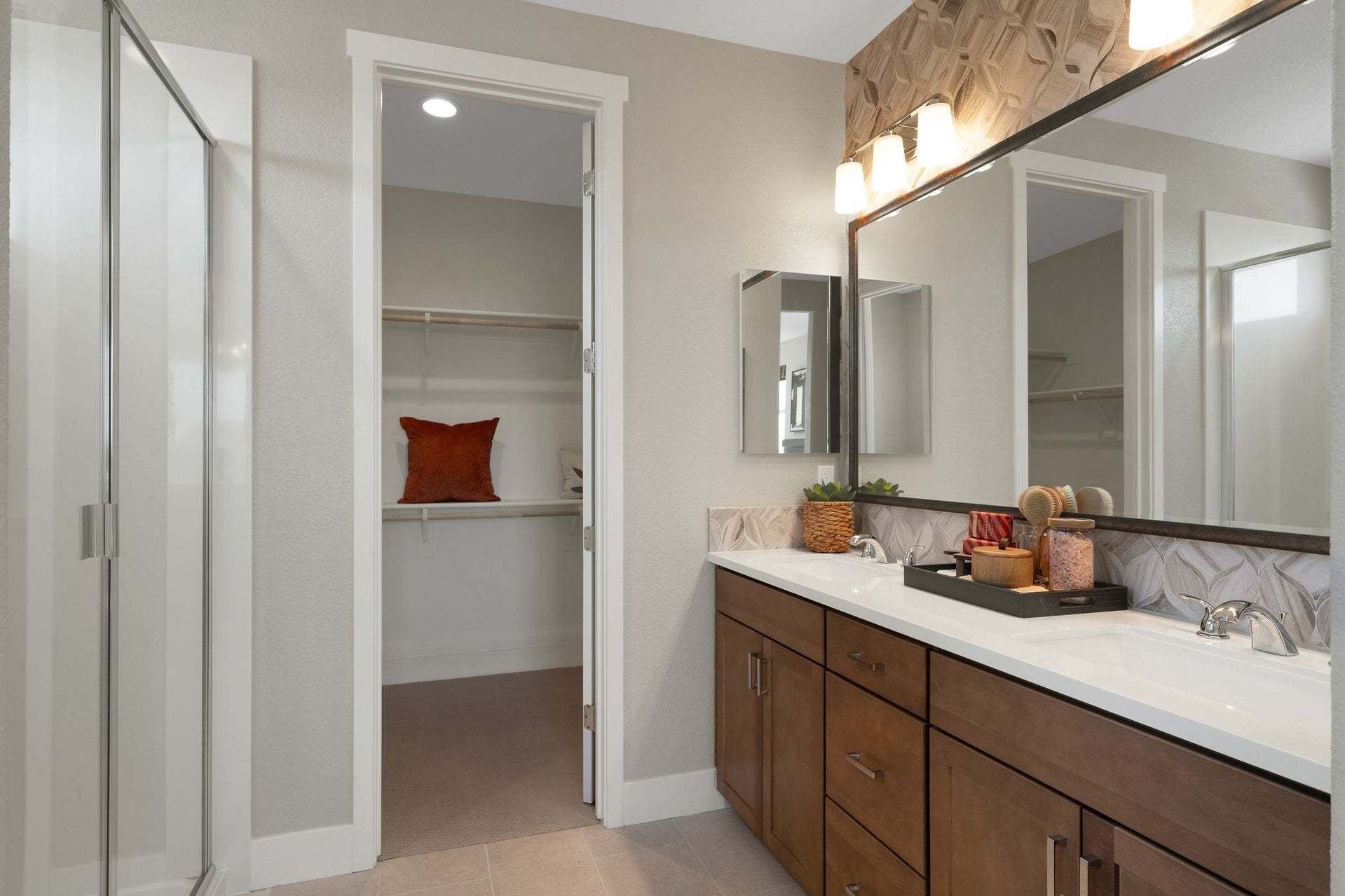 Residence 1 | Primary Bath