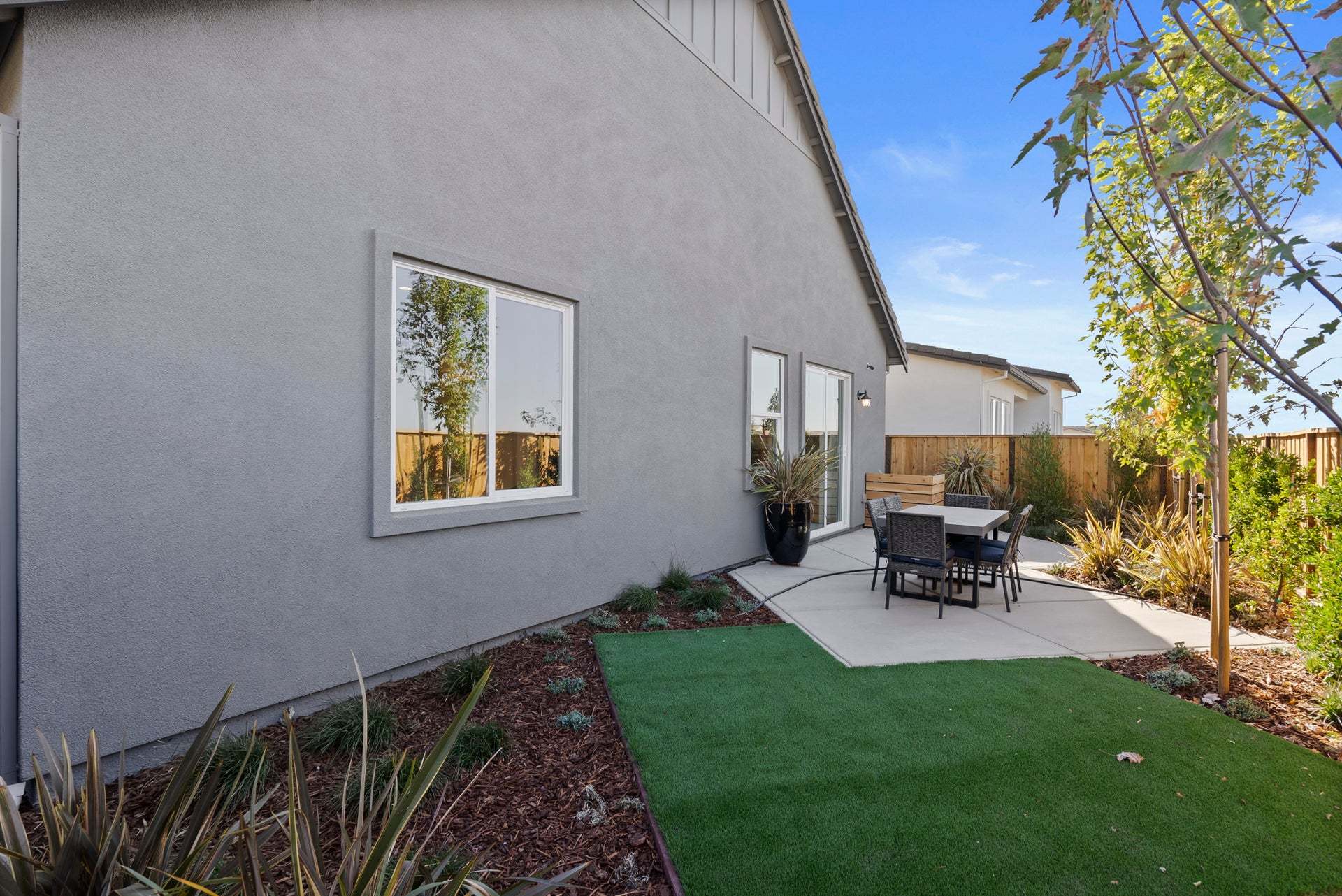 Bungalows Residence 2 - Yard