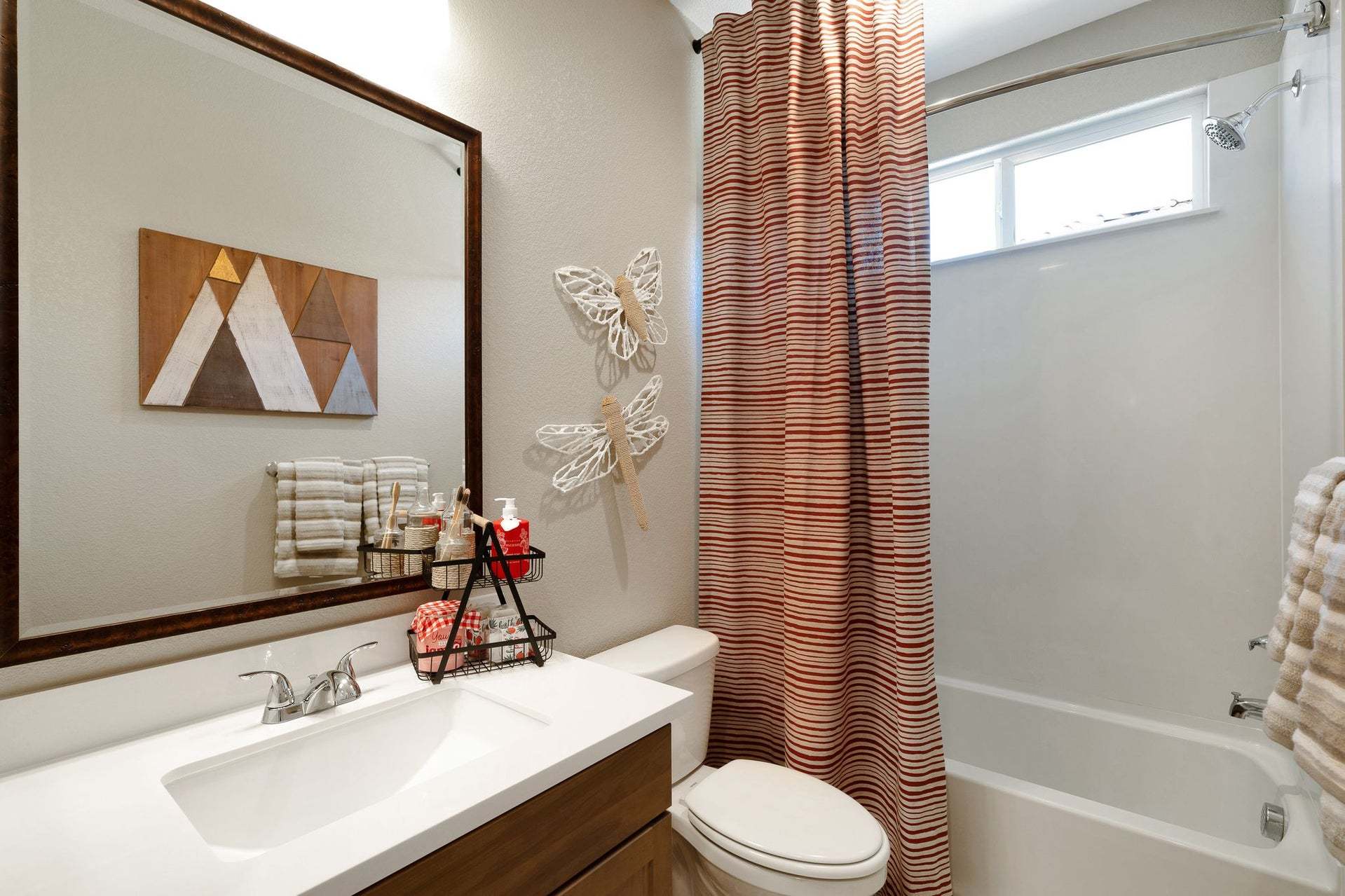 Residence 1 | Bath 3