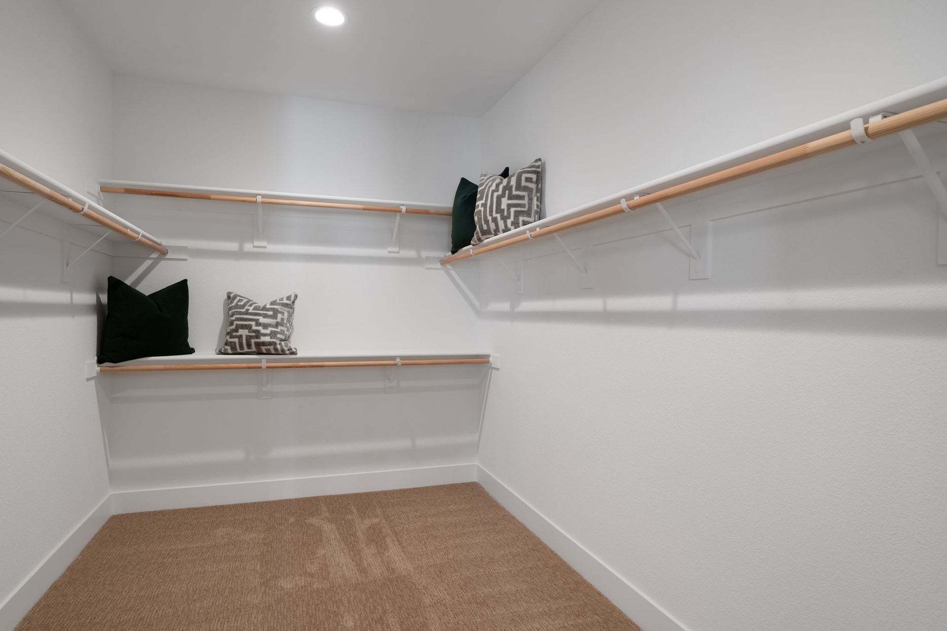 Residence 2 | Primary Closet