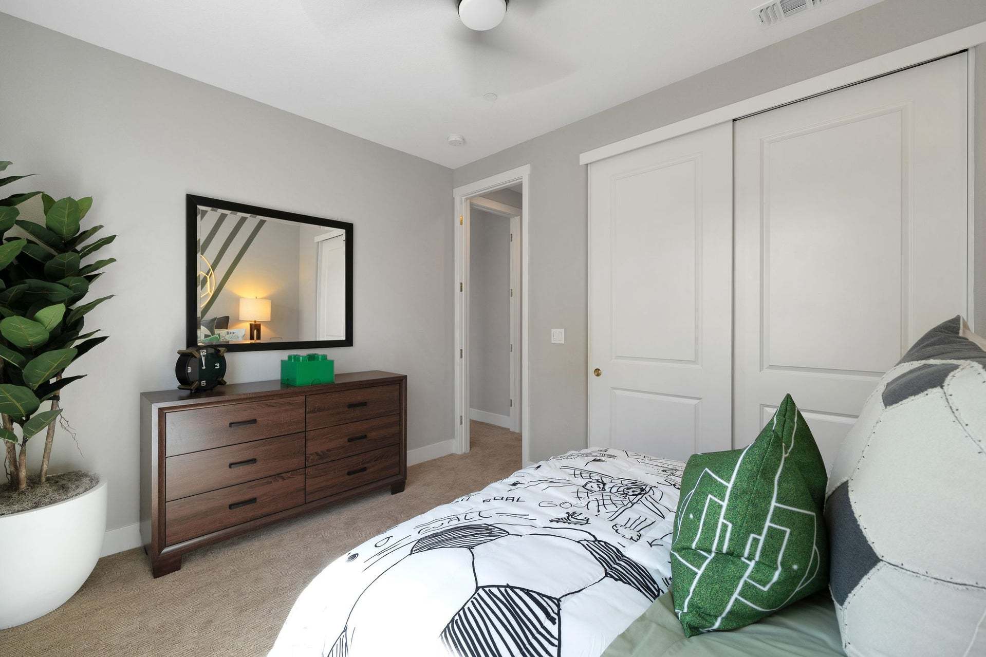 Residence 2 | Bed 2