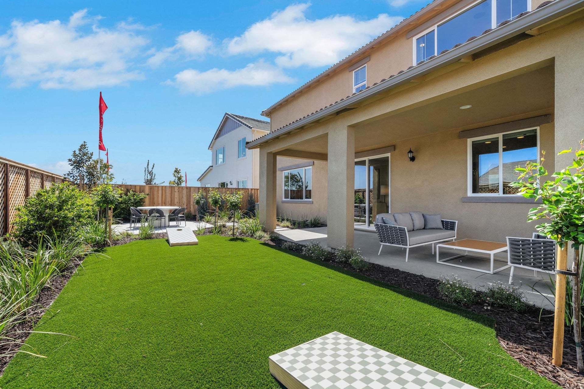 Residence 2 | Backyard