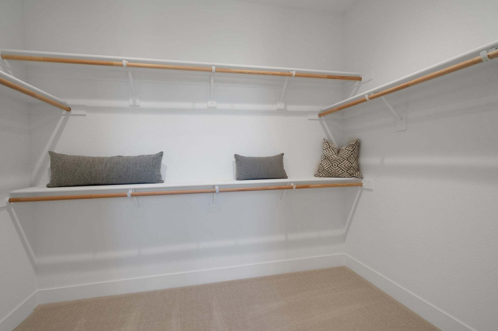 Residence 3 | Primary Closet