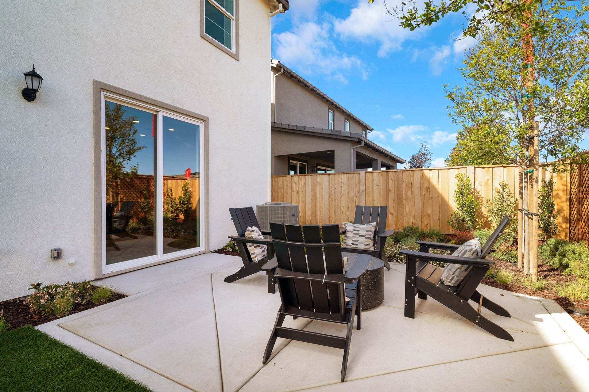 Residence 3 | Backyard