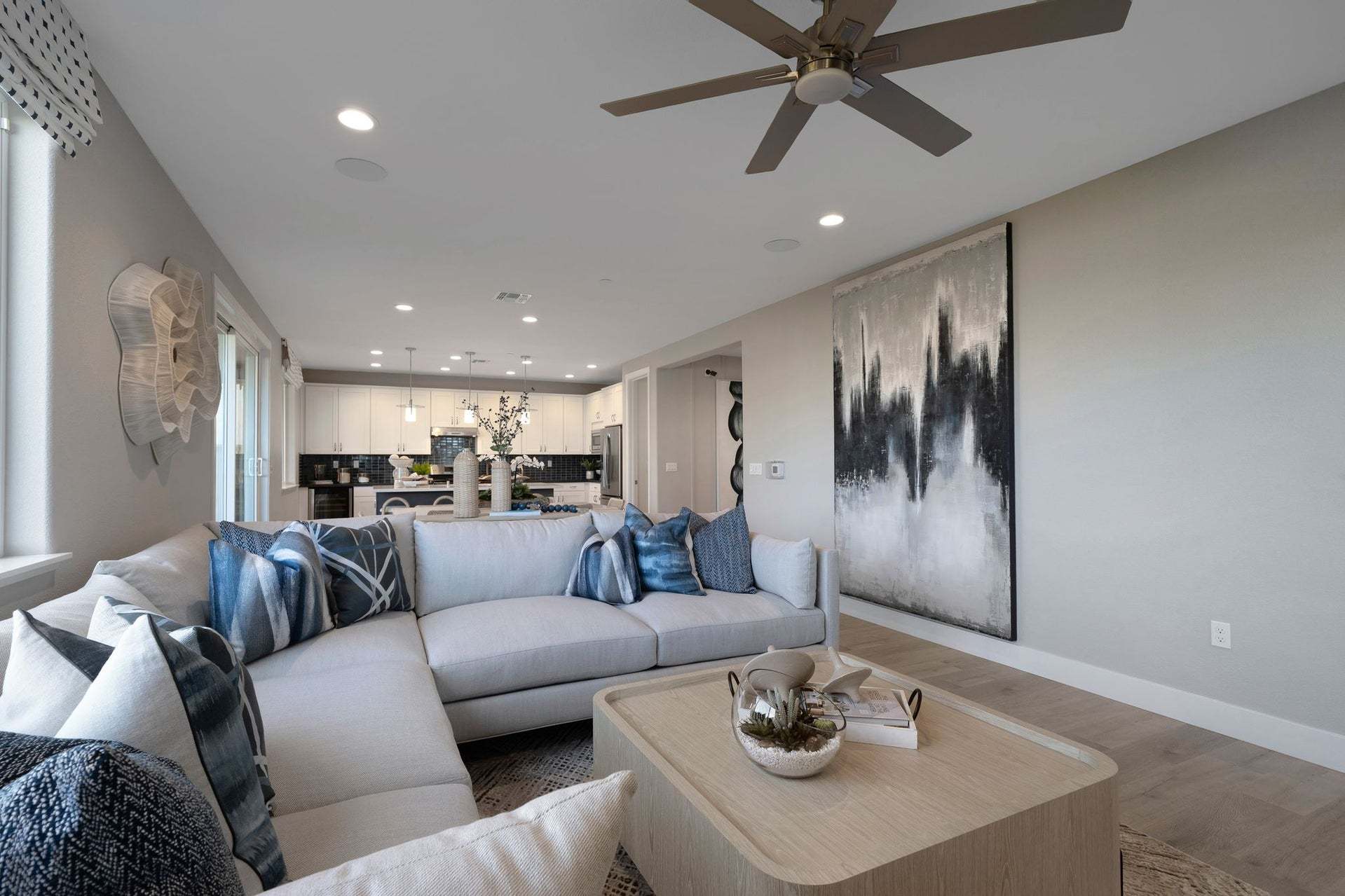 Residence 4 | Living