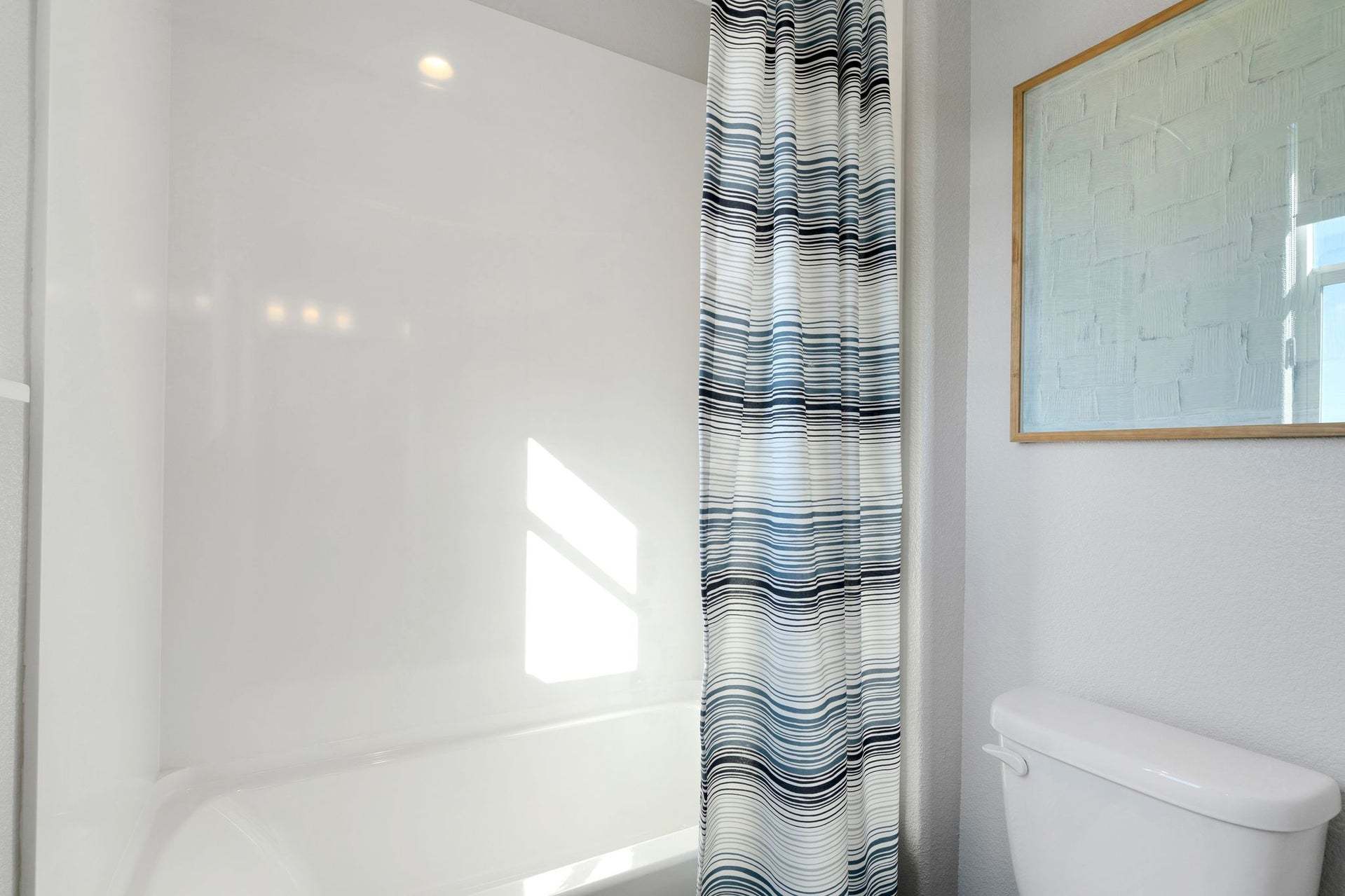 Residence 4 | Bath 2