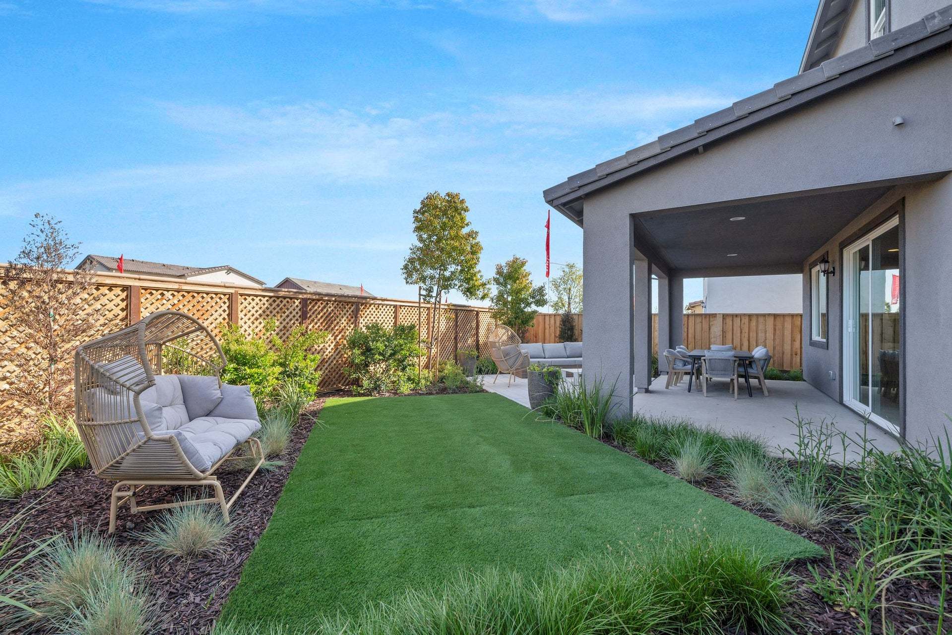 Residence 4 | Backyard