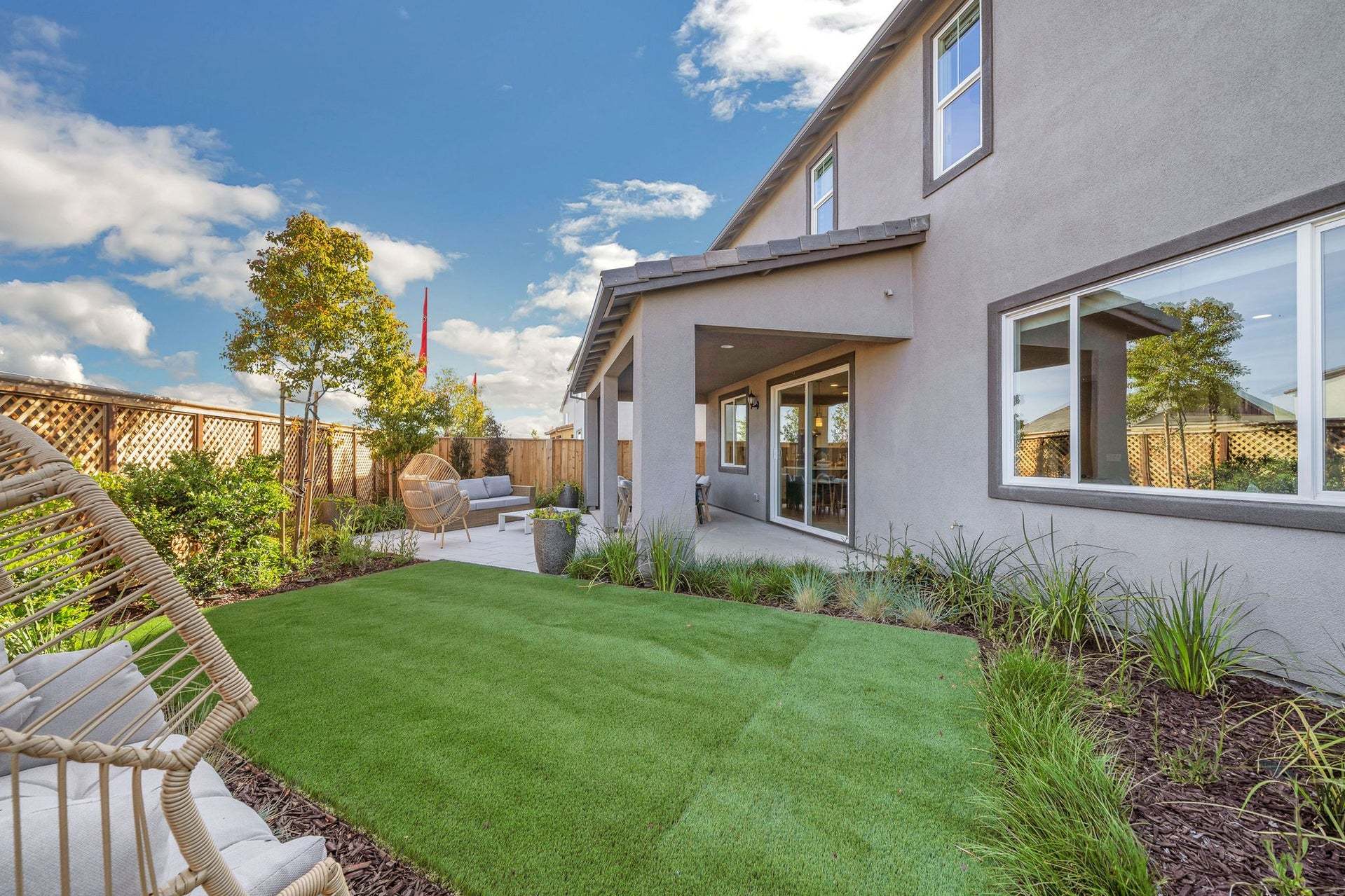 Residence 4 | Backyard