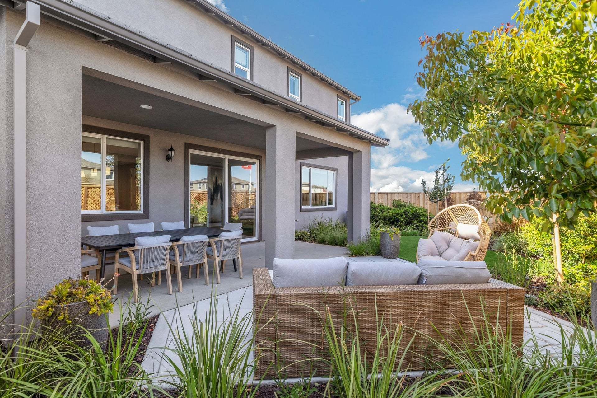 Residence 4 | Backyard