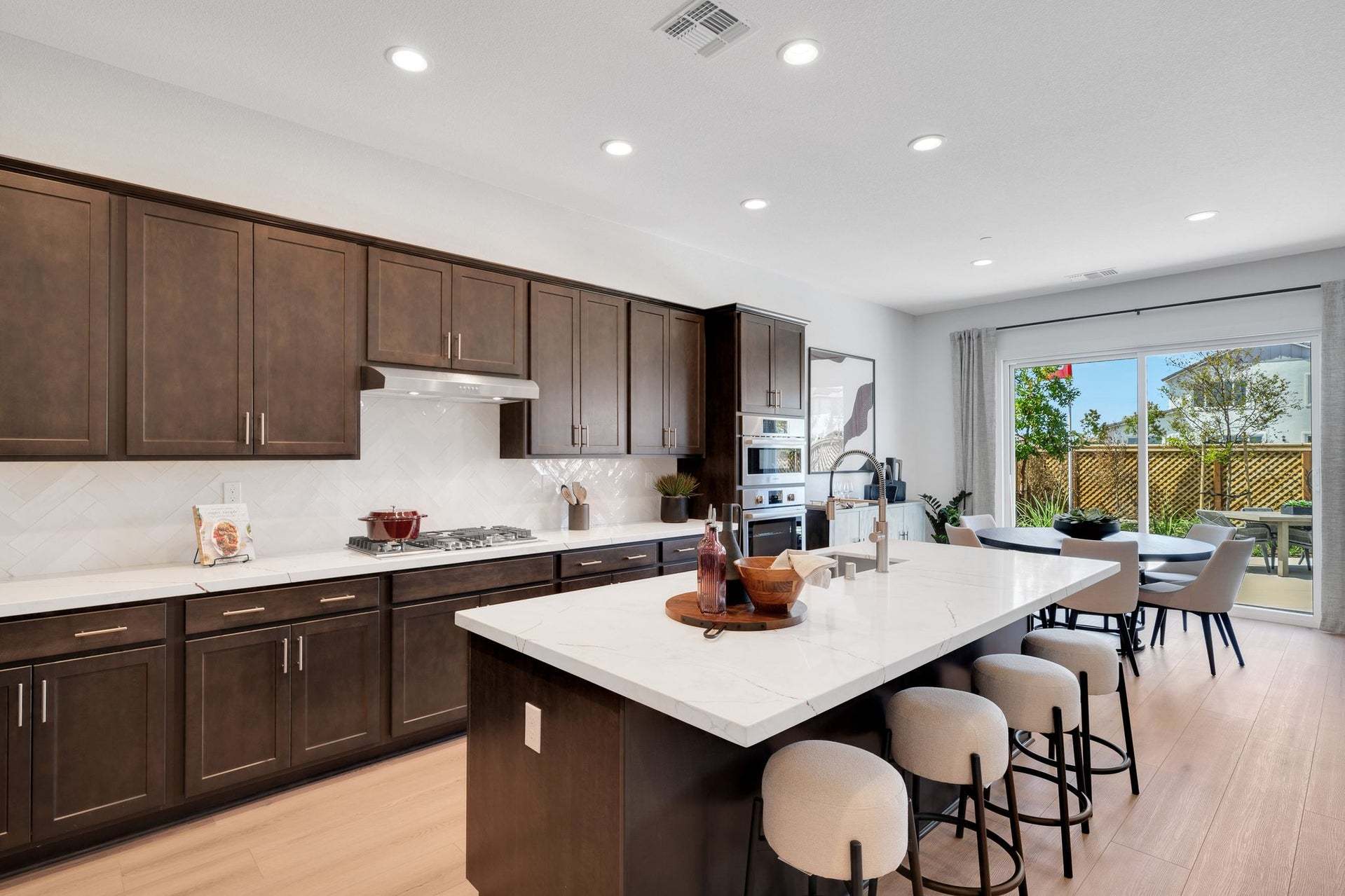 Residence 8 | Kitchen