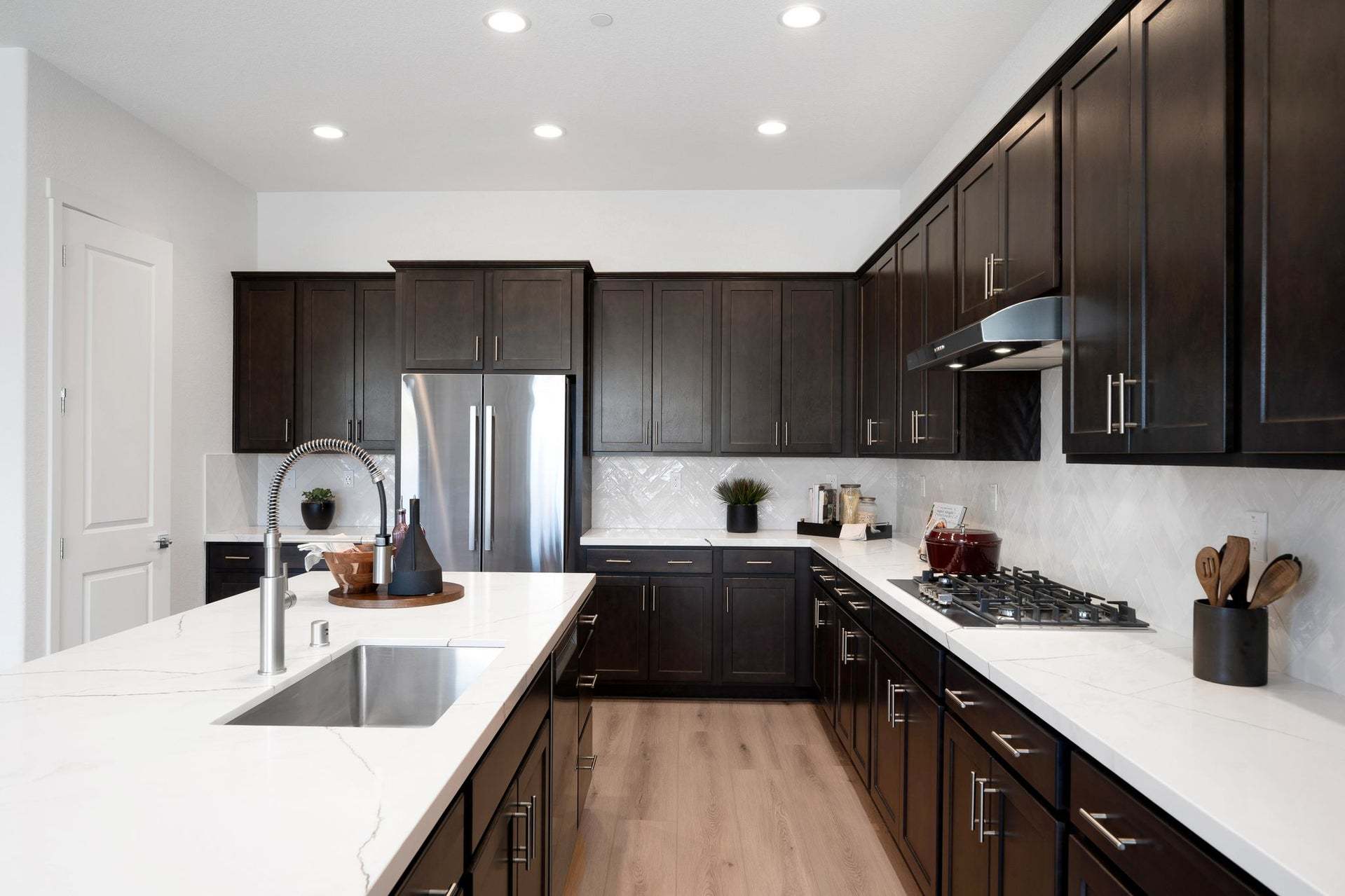 Residence 8 | Kitchen