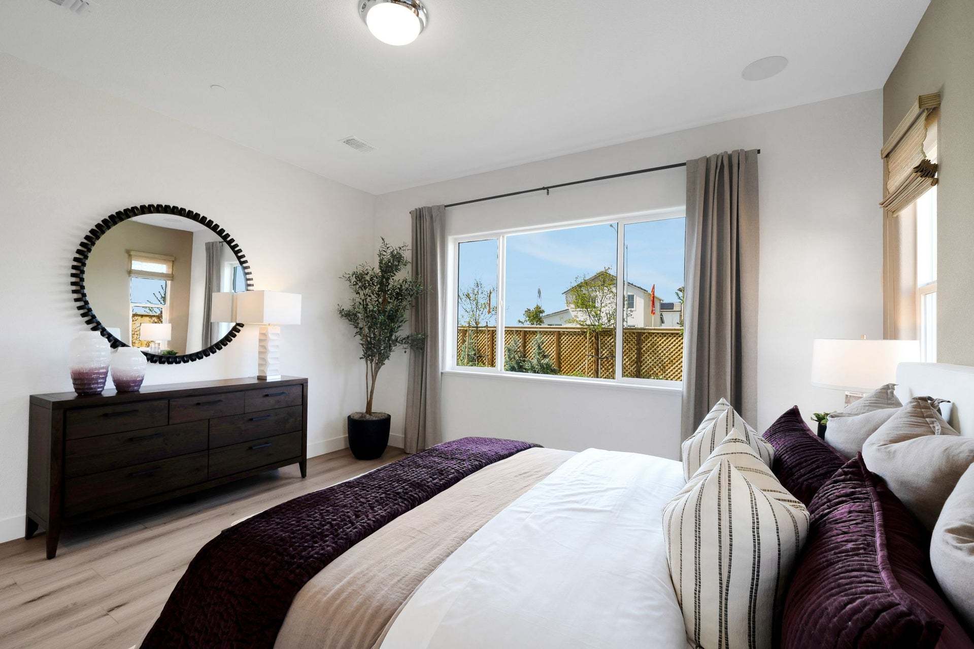 Residence 8 | Primary