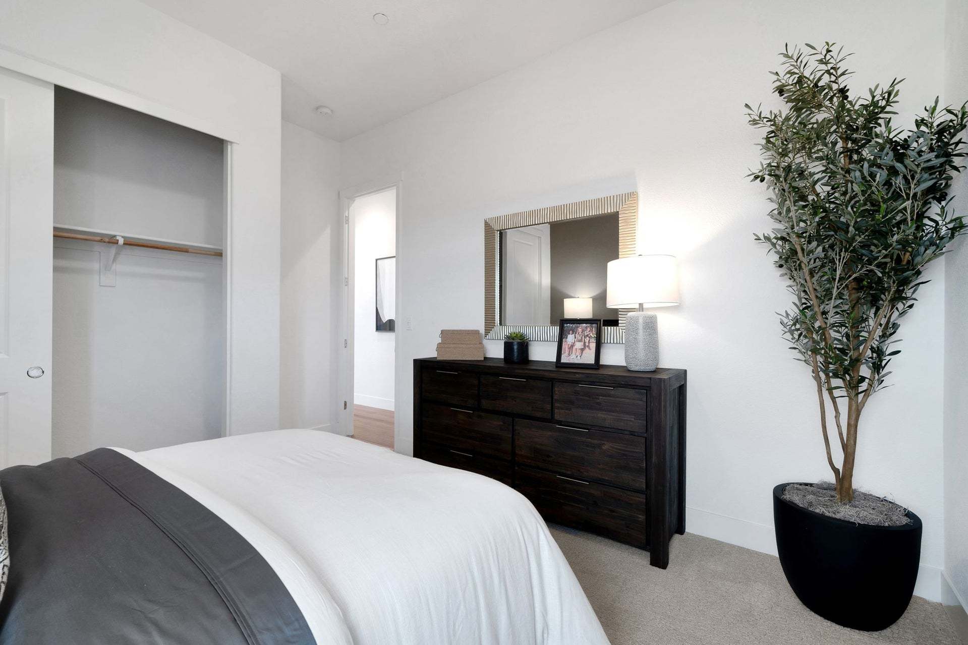 Residence 8 | Bed 2