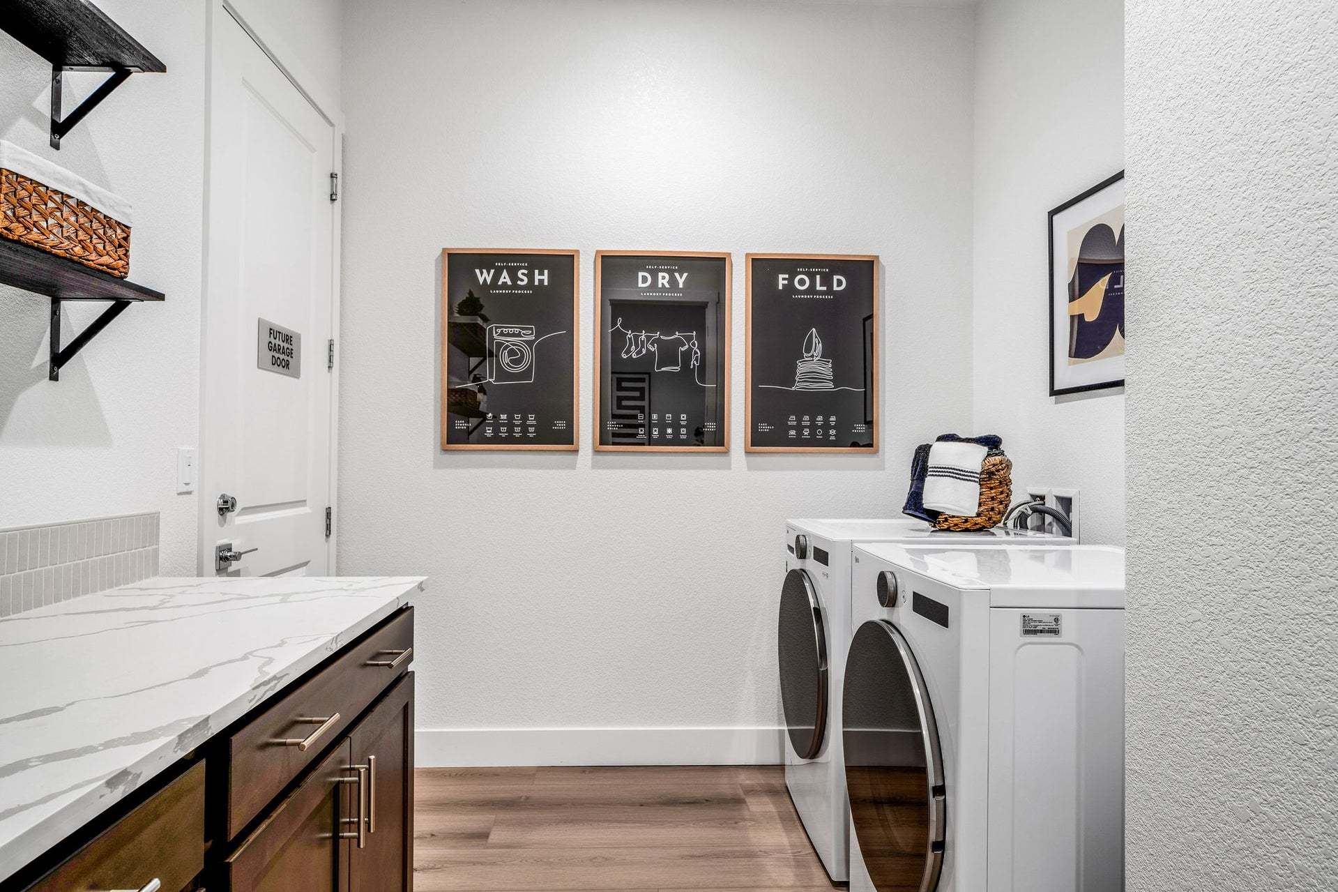 Residence 8 | Laundry