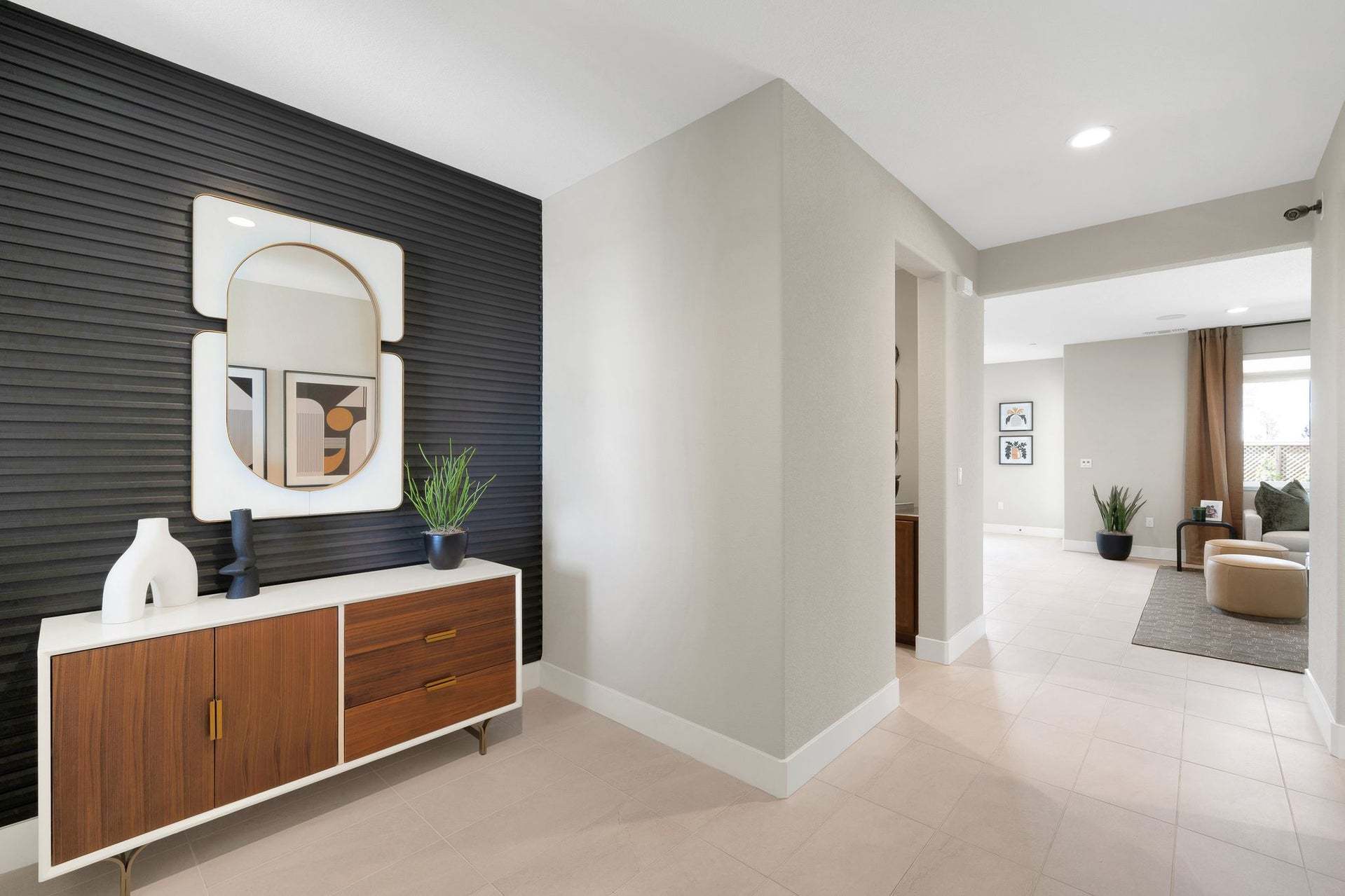 Residence 9 | Entrance