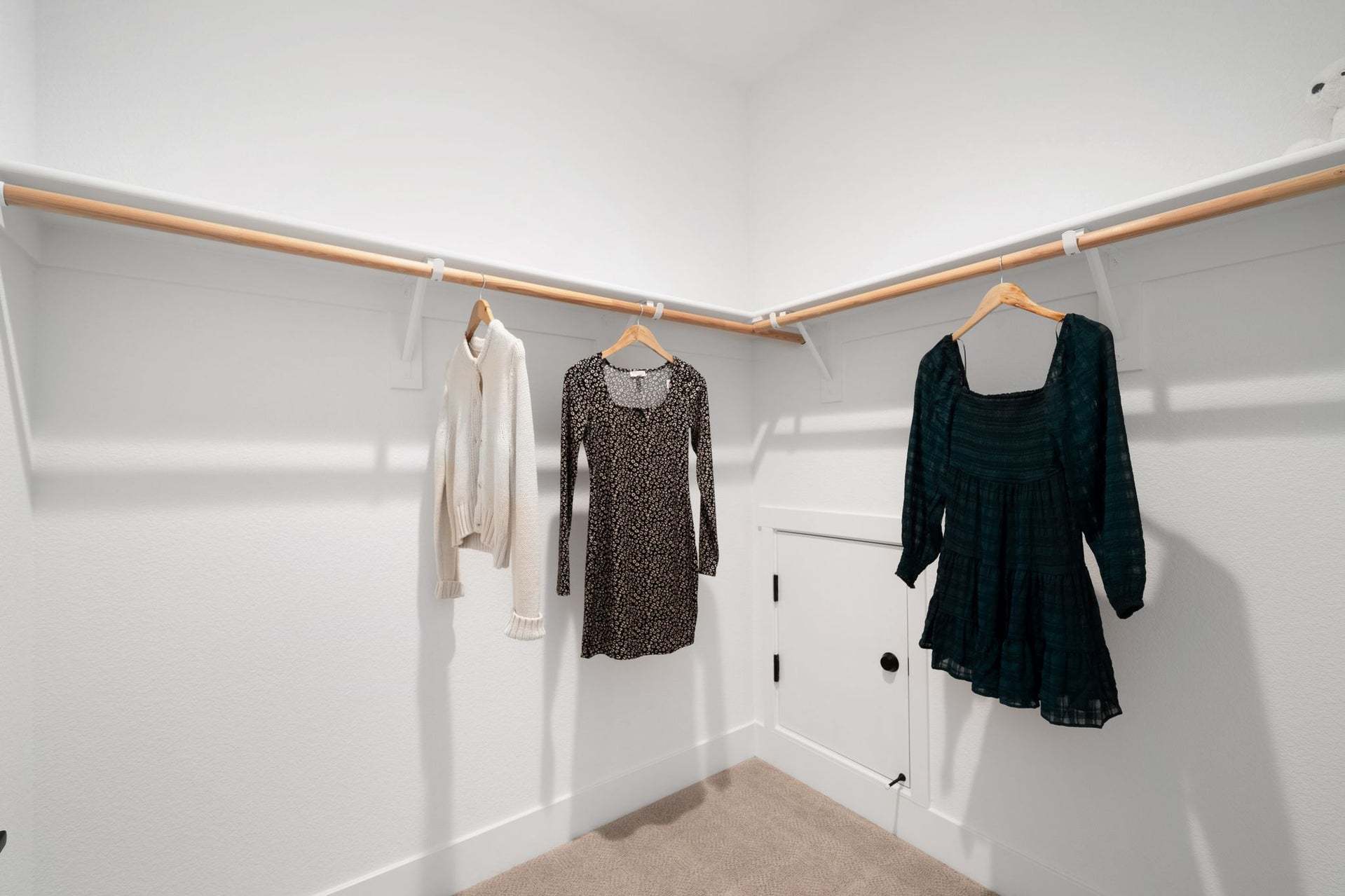 Residence 9 | Dual Primary Closet