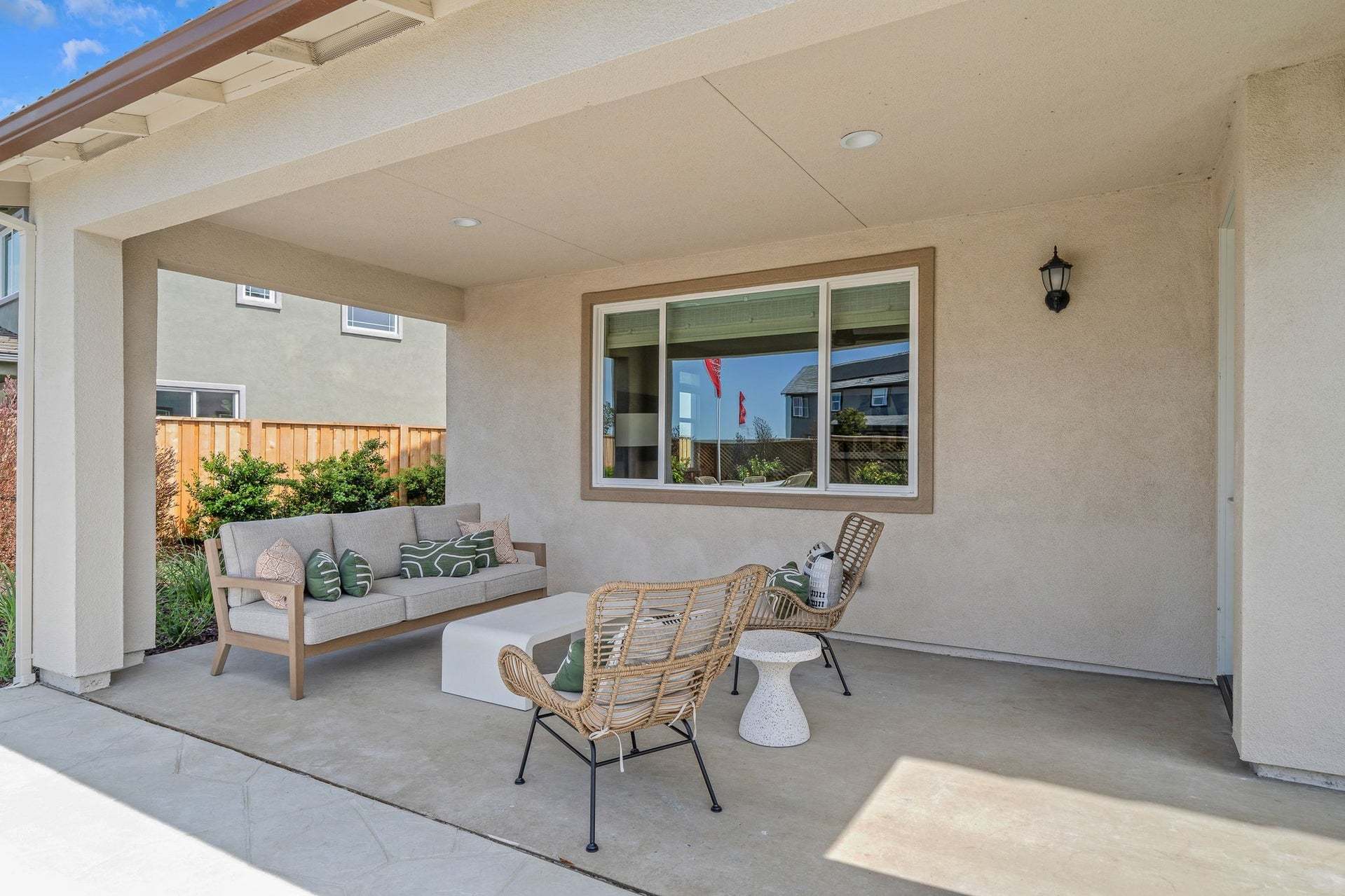 Residence 9 | Covered Porch