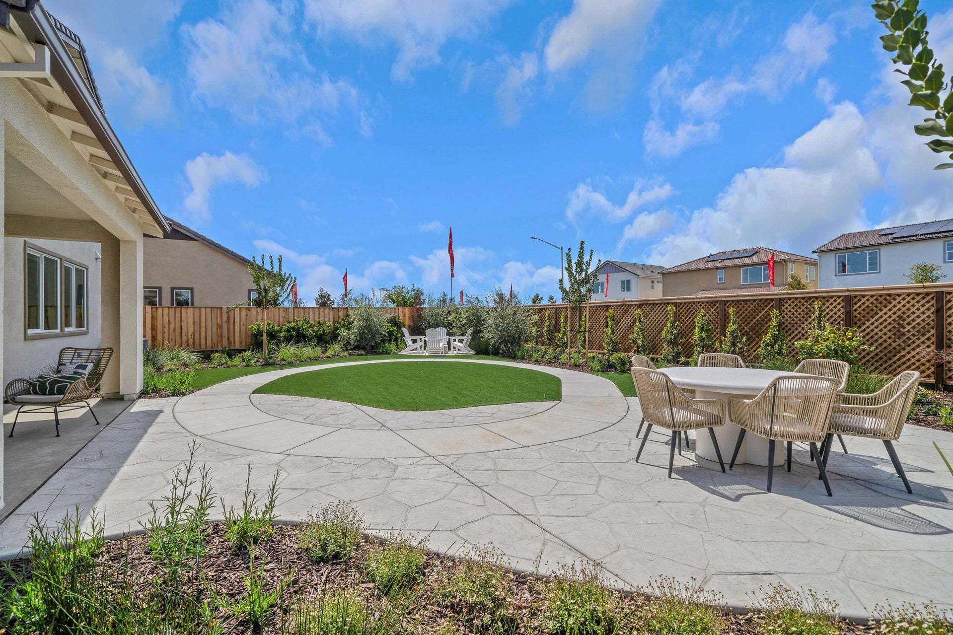 Residence 9 | Backyard