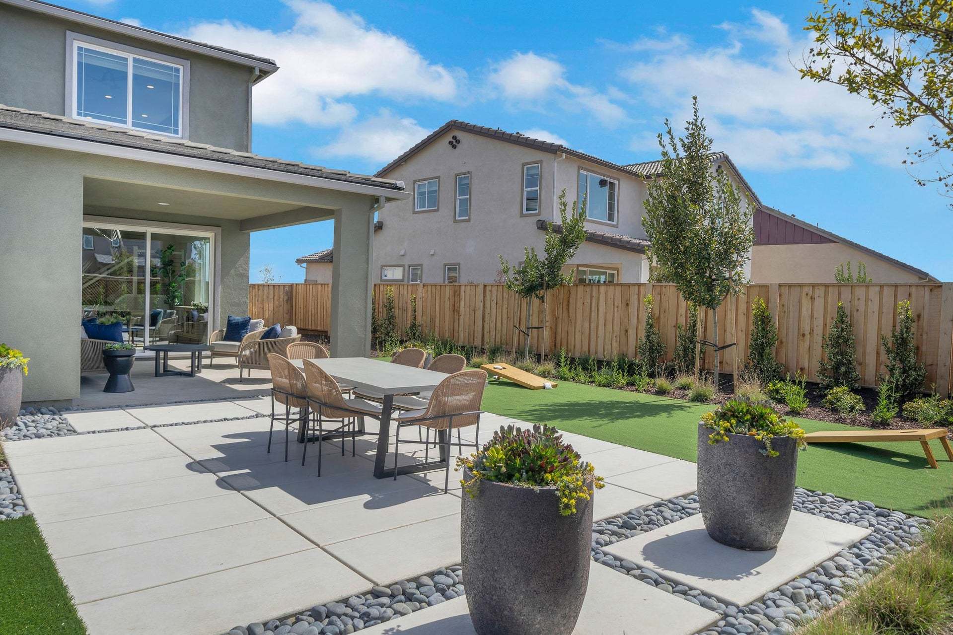 Residence 10 | Backyard