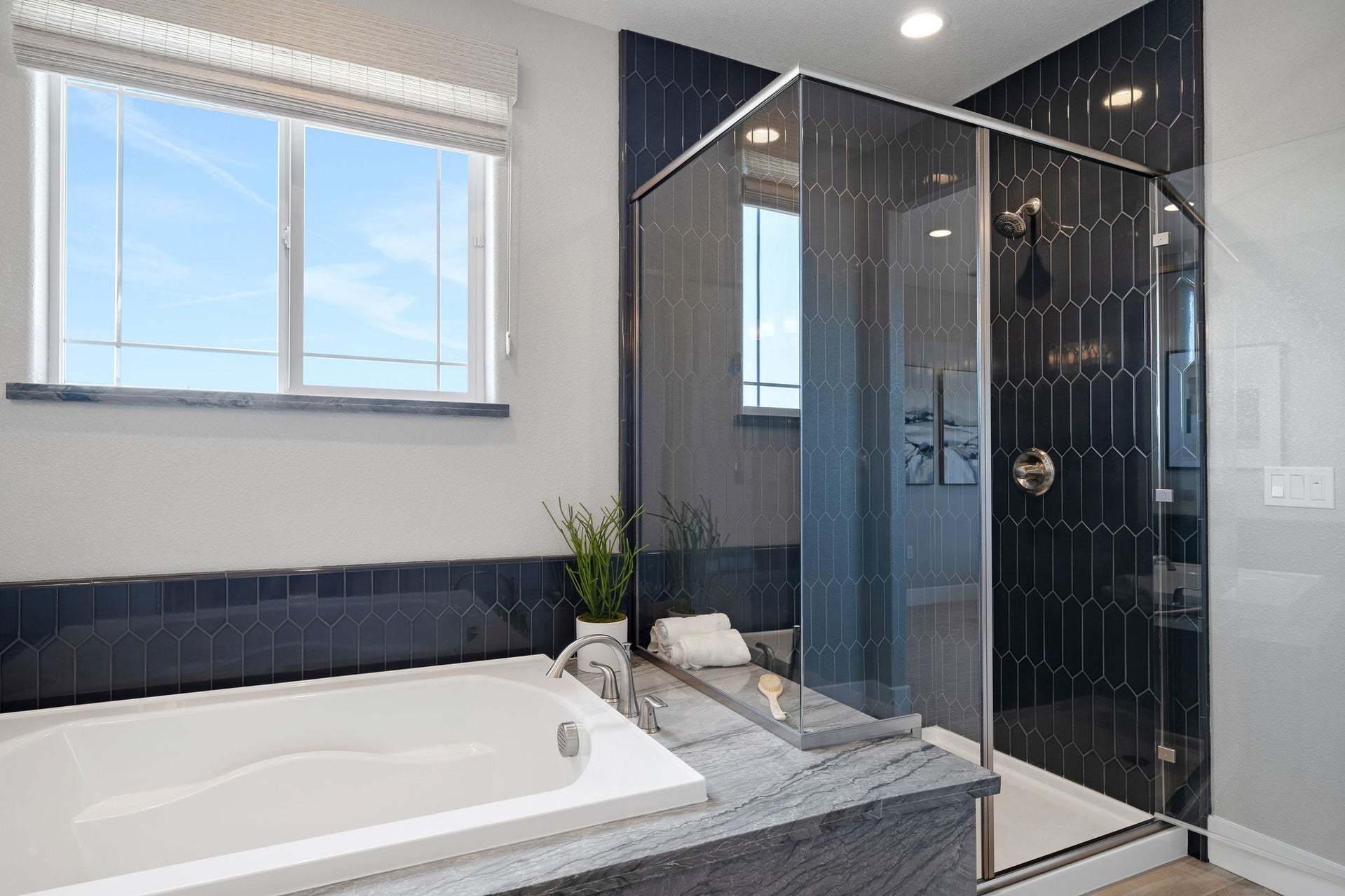 Residence 10 | Primary Bath