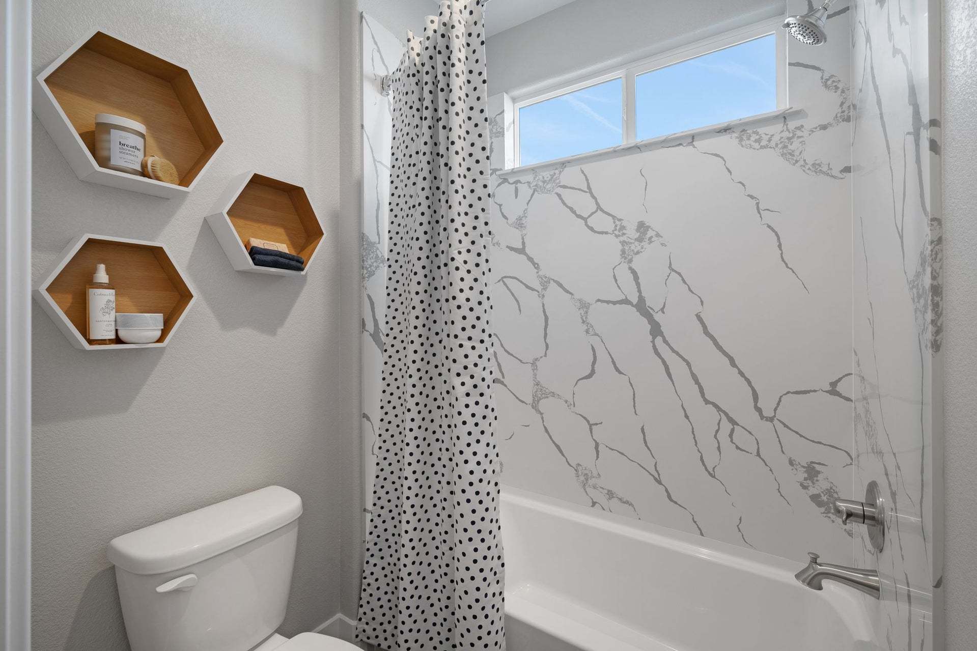 Residence 10 | Bath 2