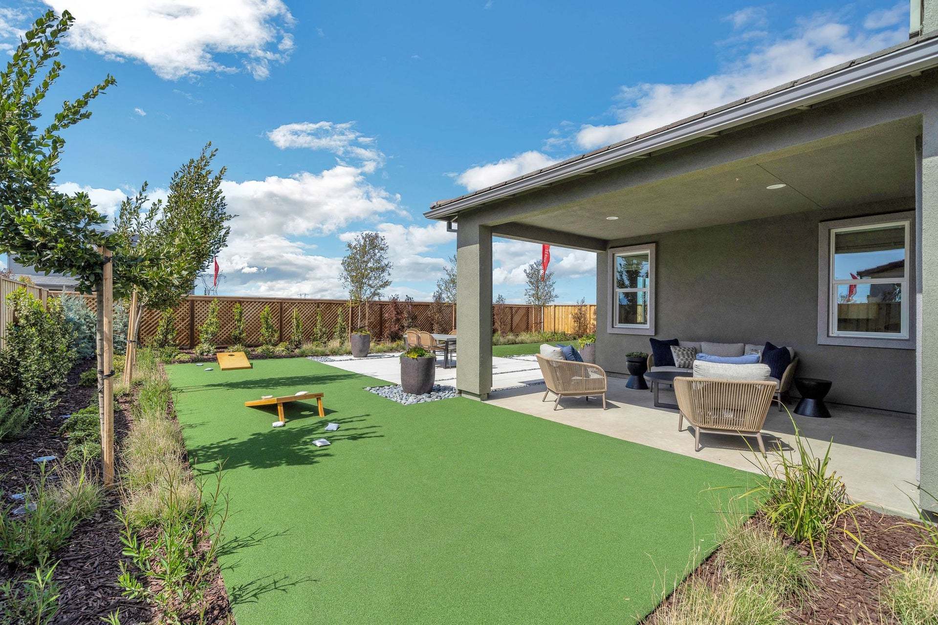 Residence 10 | Backyard