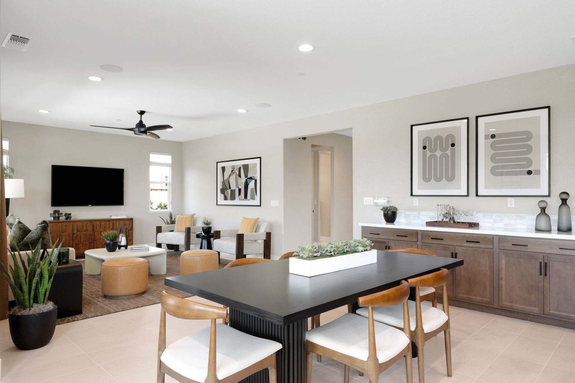 Residence 9 | Dining