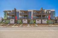 Cava por DeNova Homes en Oakland-Alameda California