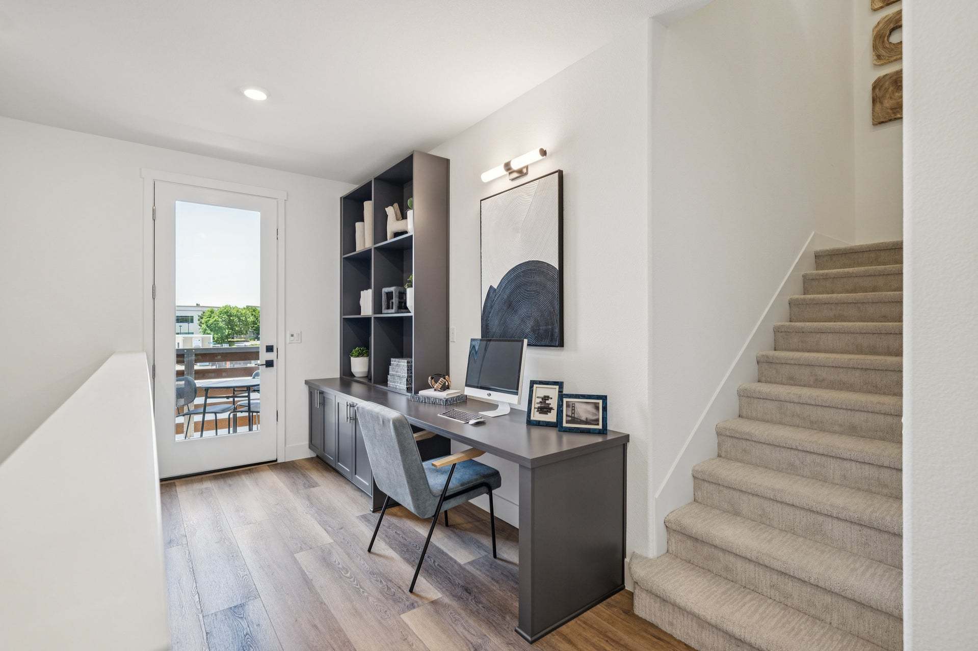 Residence 2 | Desk