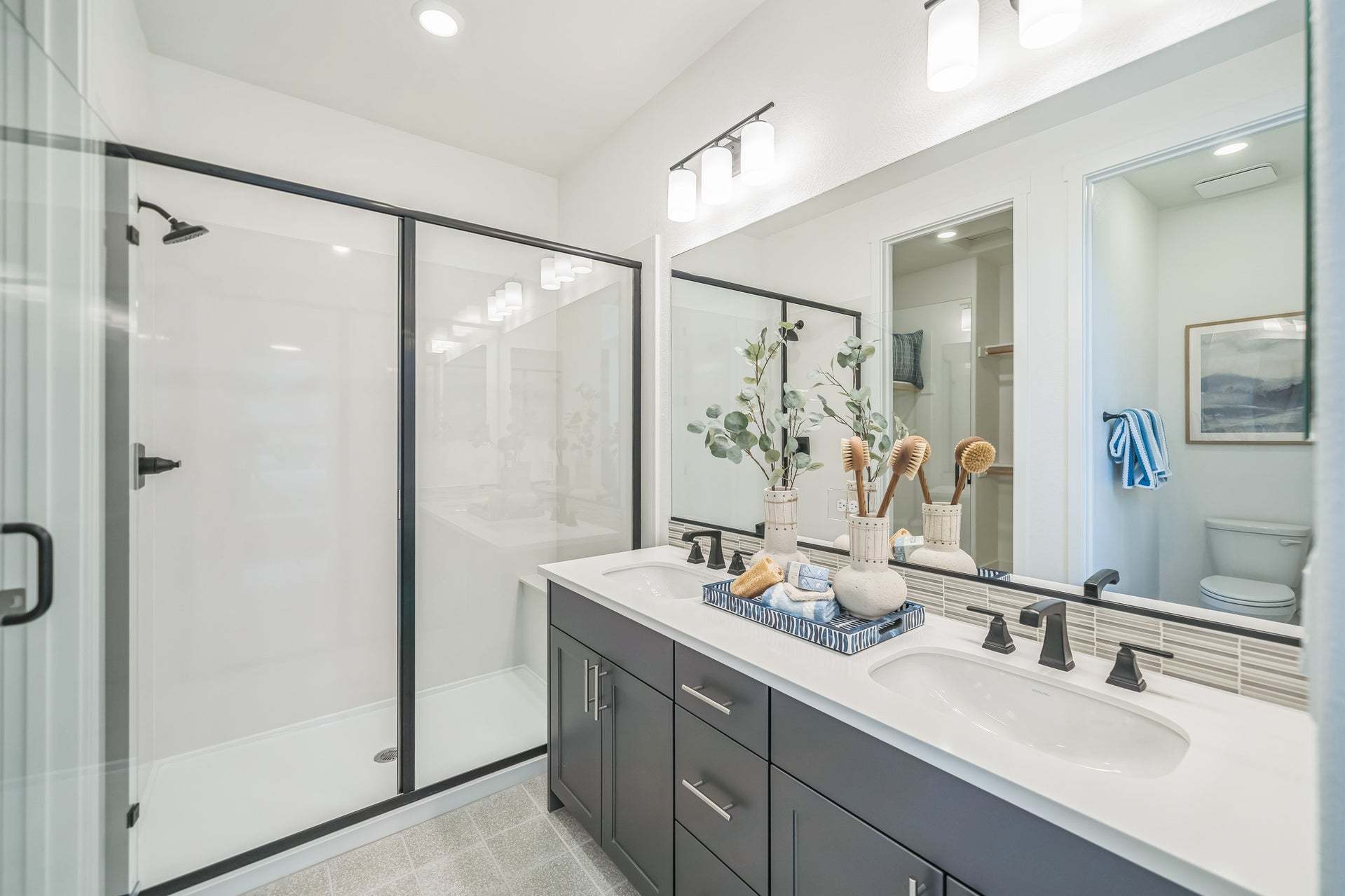 Residence 2 | Owner's Bath